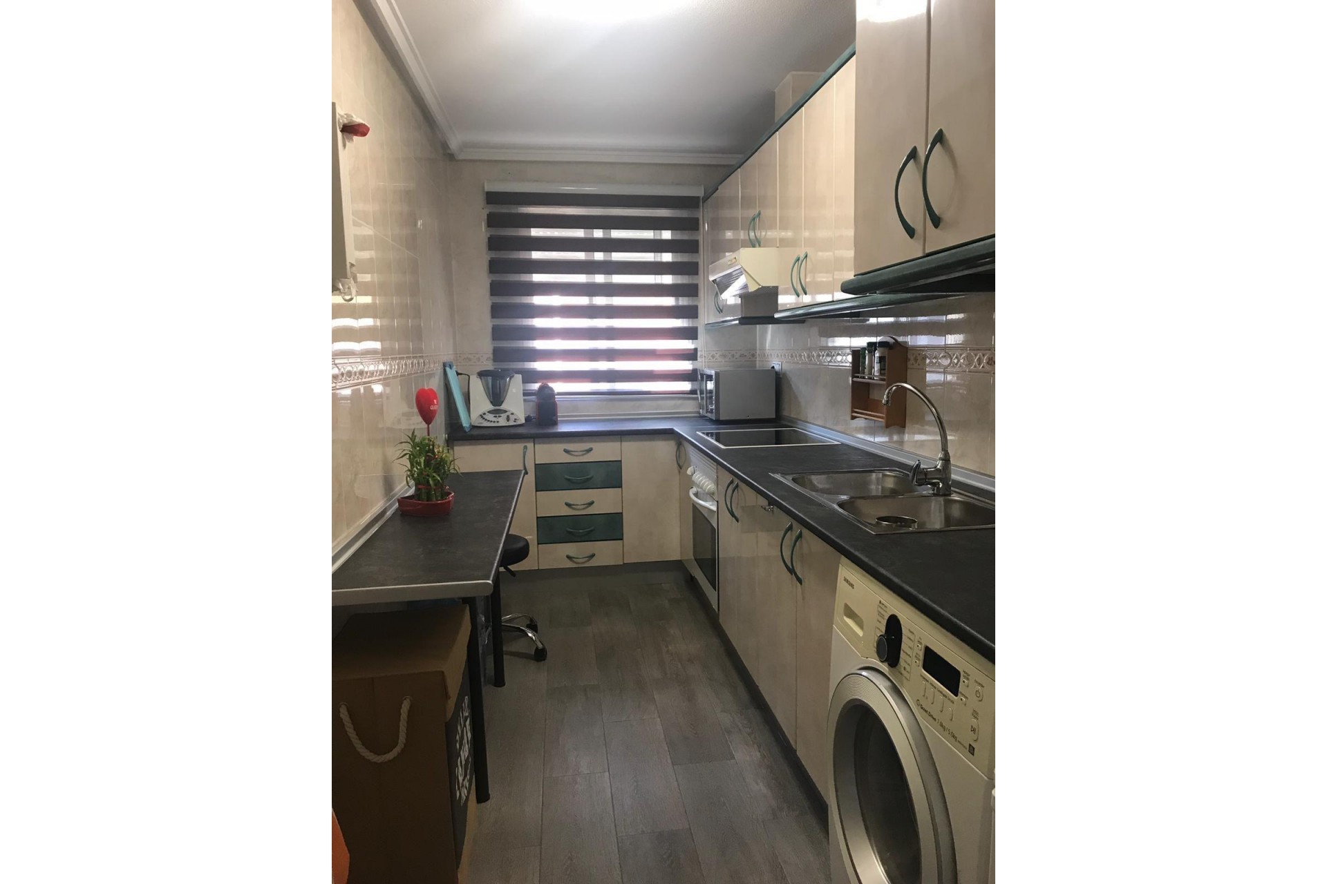 Resale - Apartment -
Torrevieja - Centro