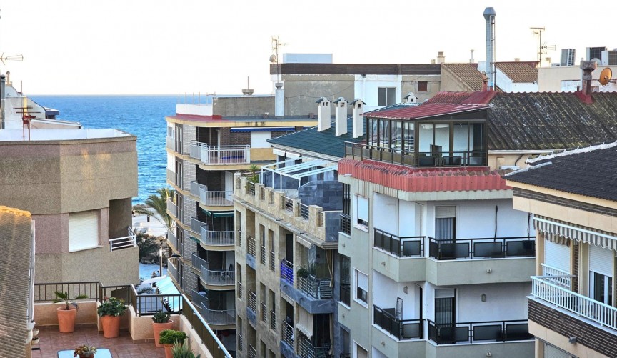 Resale - Apartment -
Torrevieja - Centro