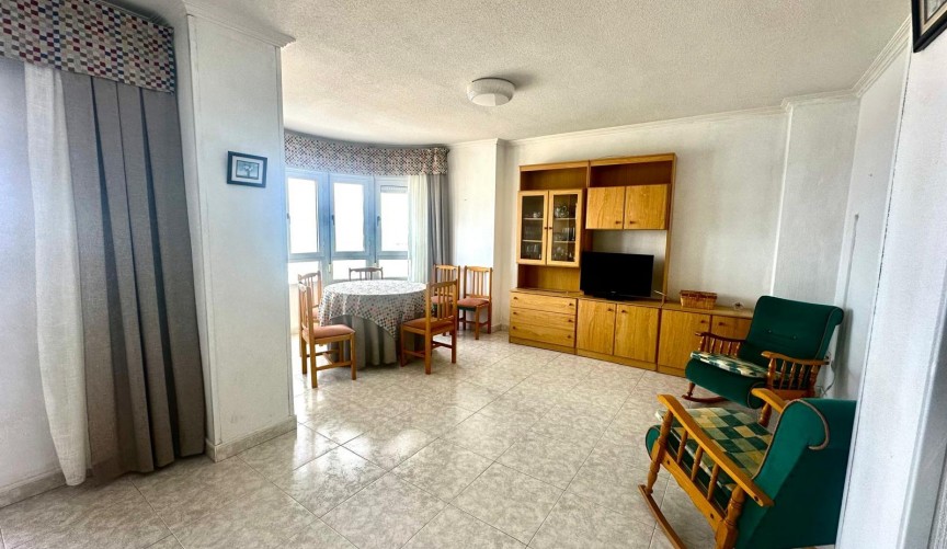 Resale - Apartment -
Torrevieja - Centro