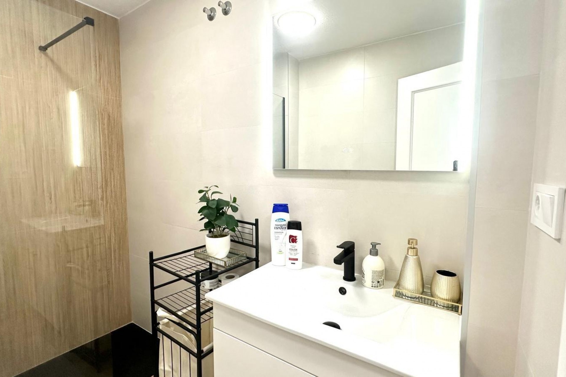 Resale - Apartment -
Torrevieja - Centro