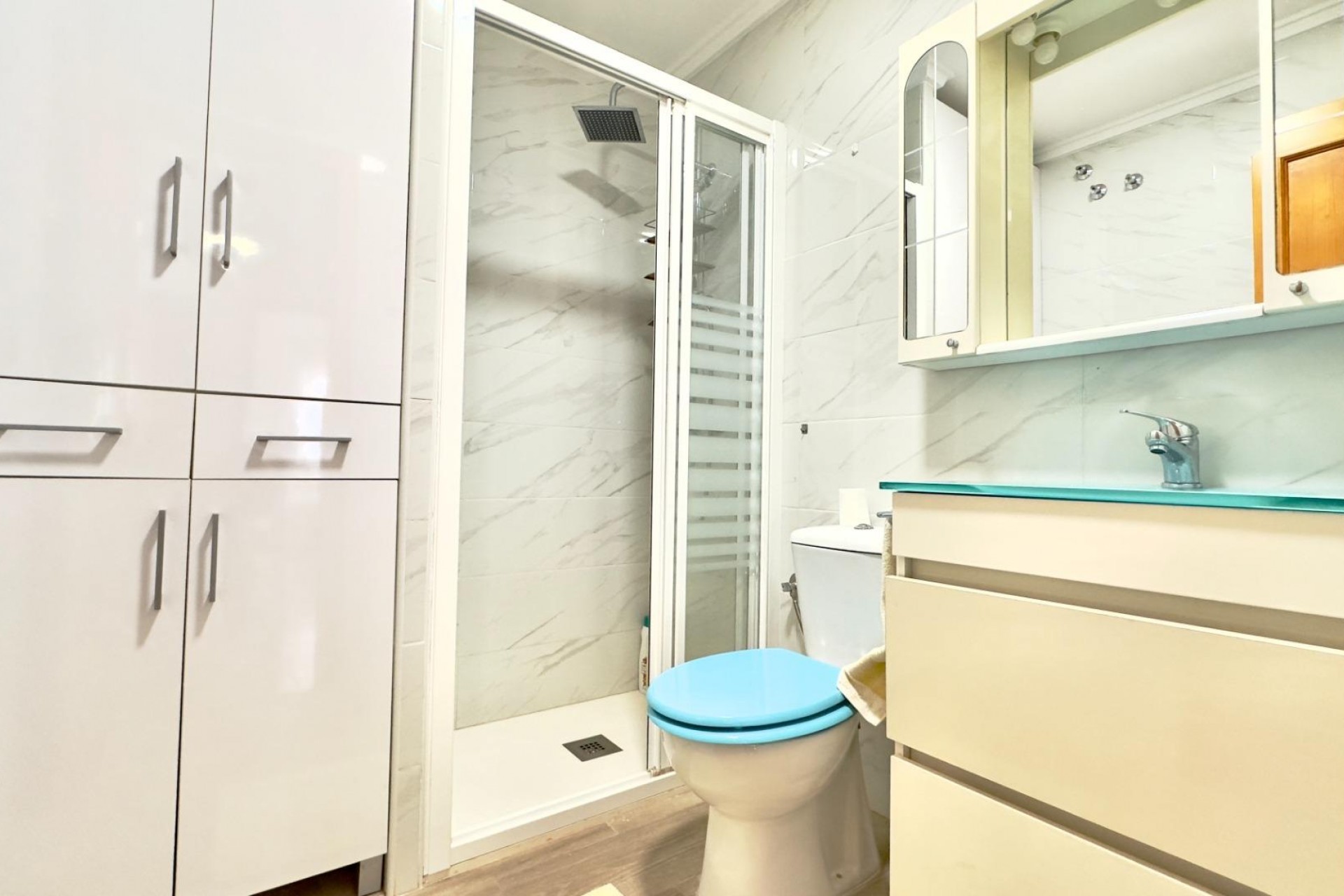 Resale - Apartment -
Torrevieja - Centro