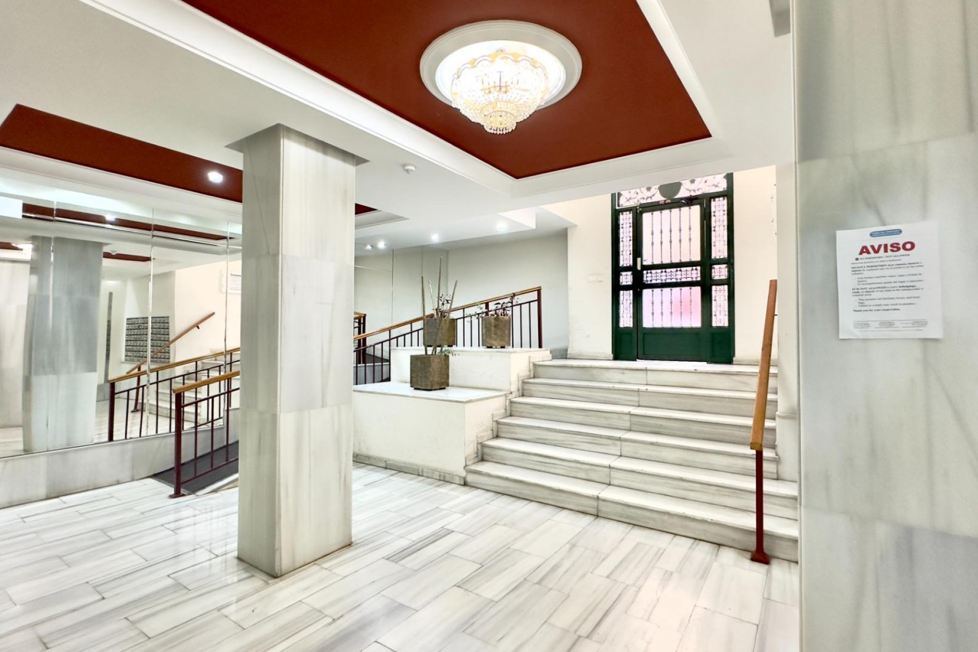 Resale - Apartment -
Torrevieja - Centro