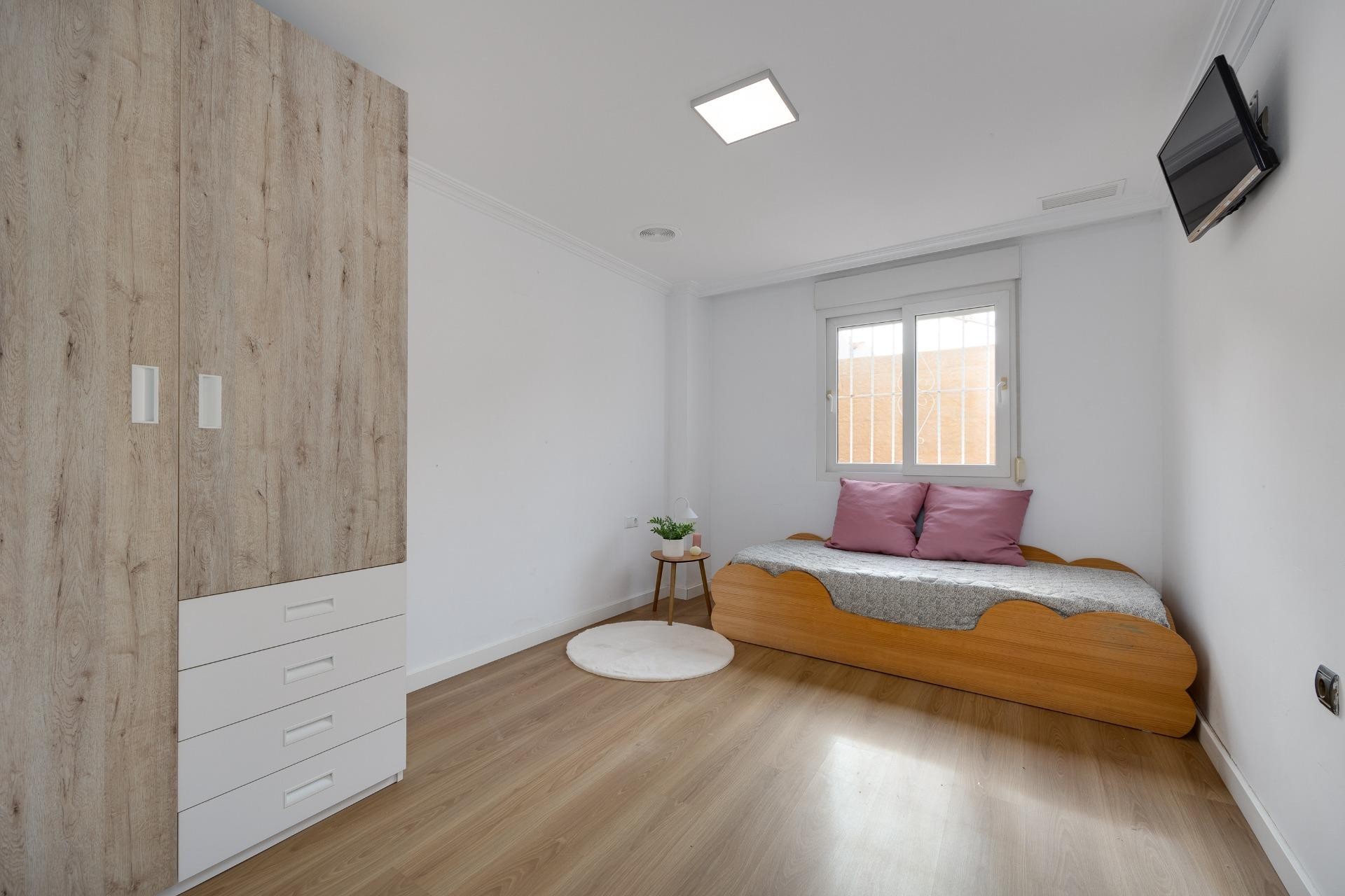 Resale - Apartment -
Torrevieja - Centro