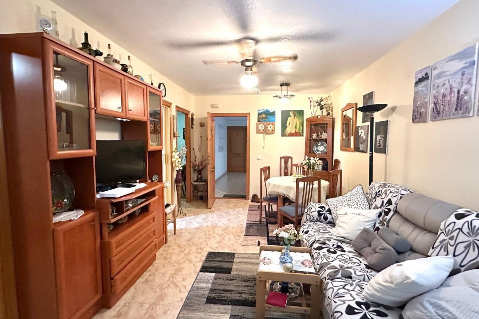 Resale - Apartment -
Torrevieja - Centro