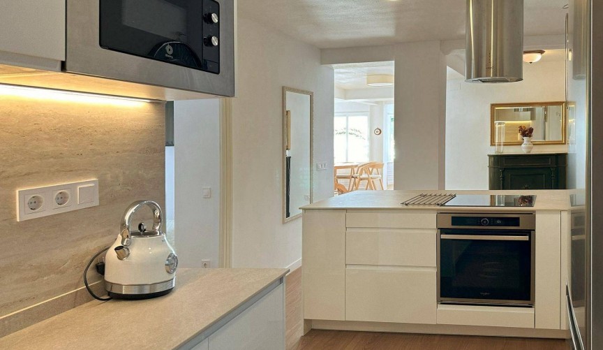 Resale - Apartment -
Torrevieja - Centro