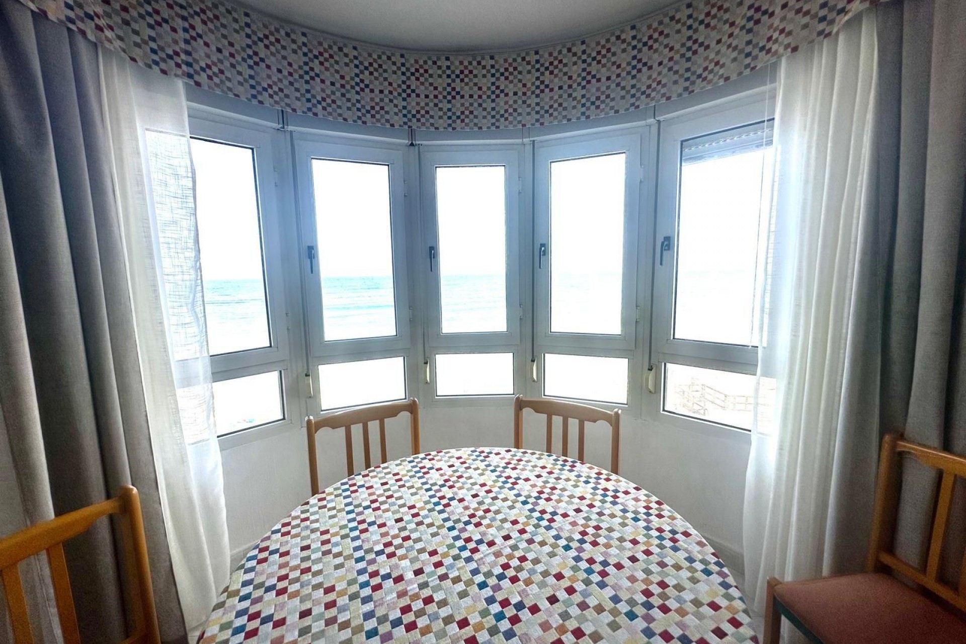 Resale - Apartment -
Torrevieja - Centro