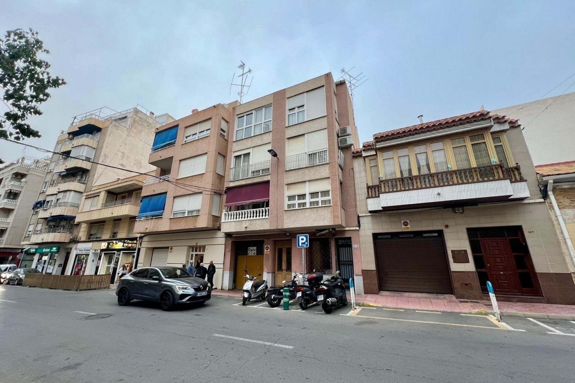 Resale - Apartment -
Torrevieja - Centro