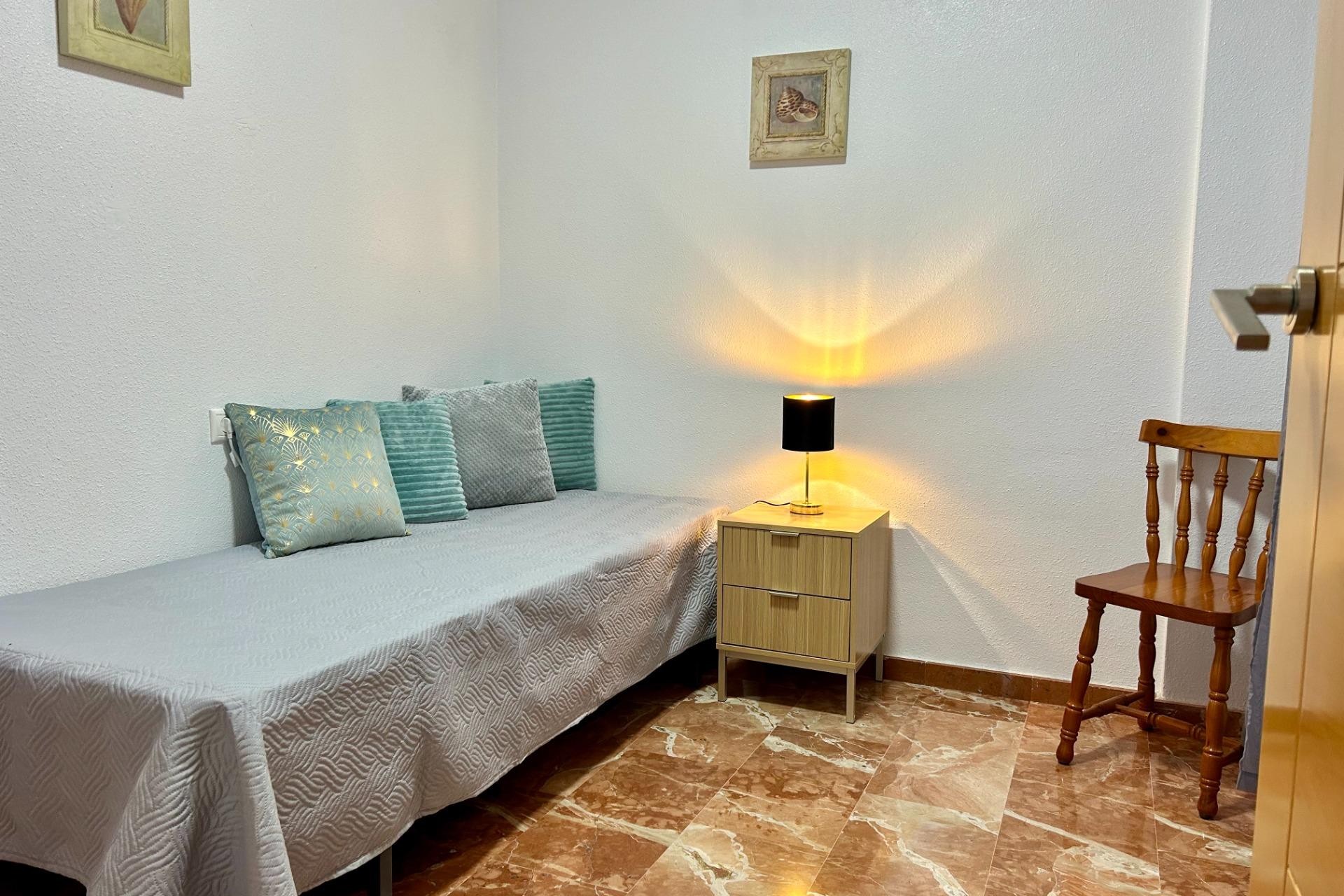 Resale - Apartment -
Torrevieja - Centro