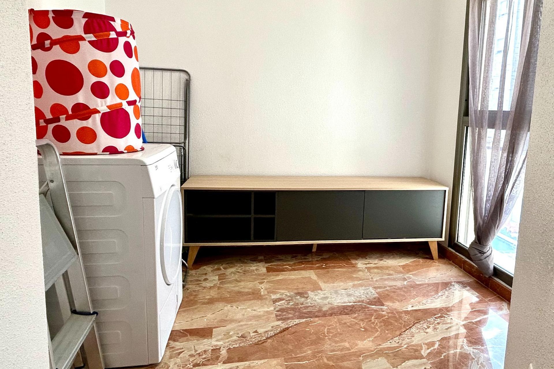 Resale - Apartment -
Torrevieja - Centro