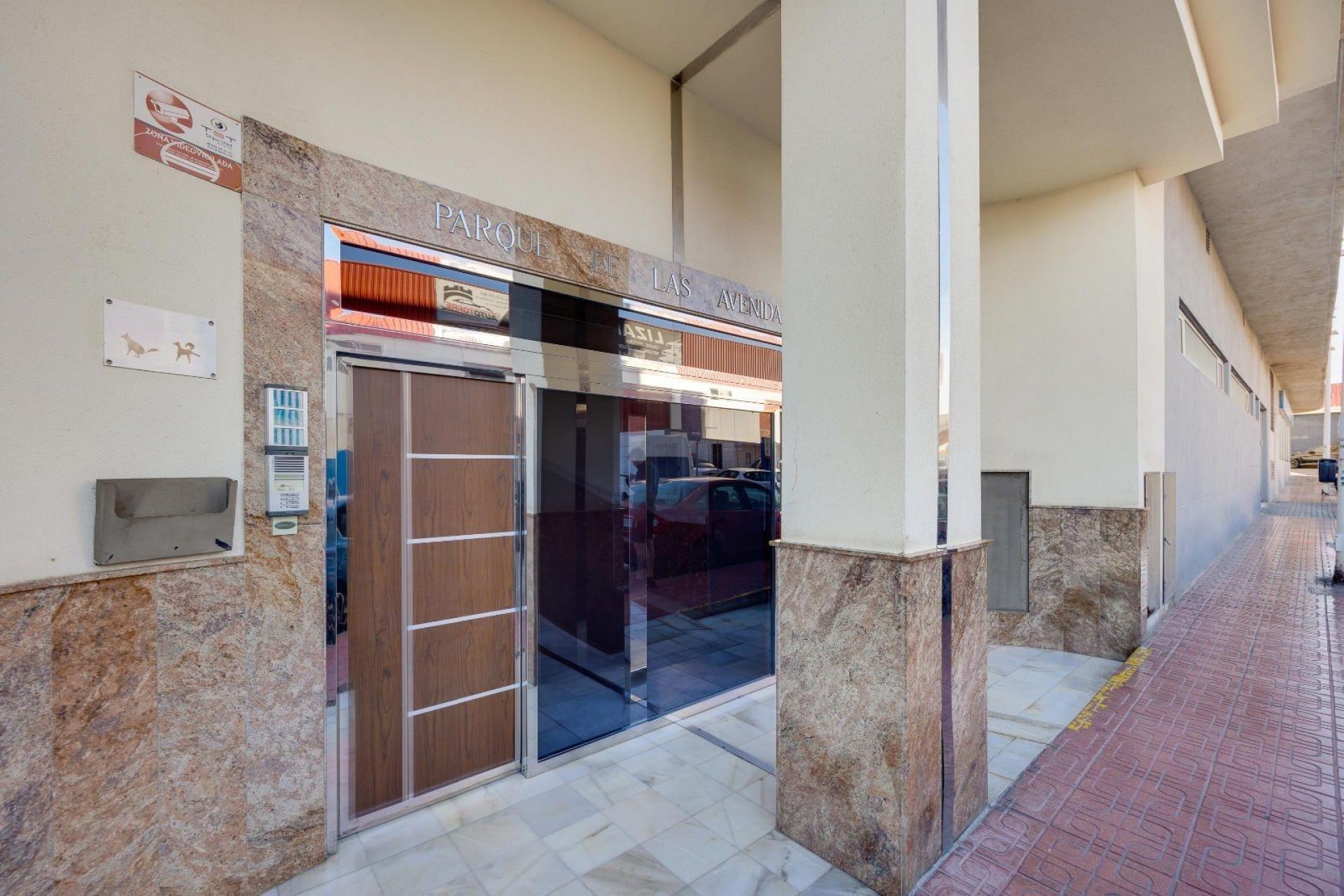 Resale - Apartment -
Torrevieja - Centro