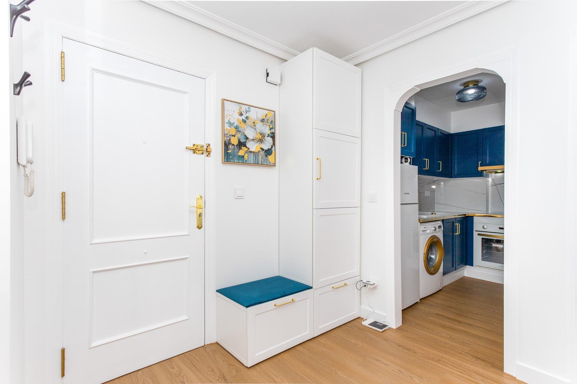 Resale - Apartment -
Torrevieja - Centro