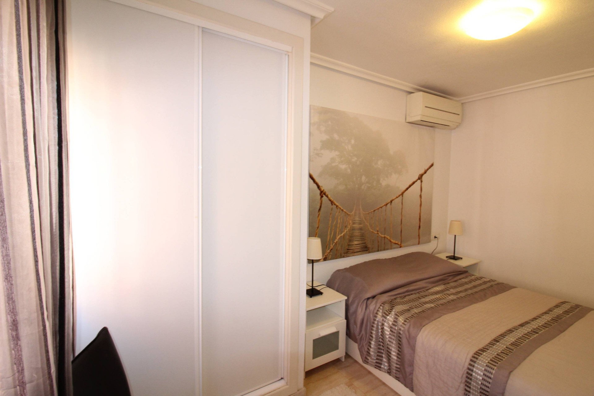 Resale - Apartment -
Torrevieja - Centro
