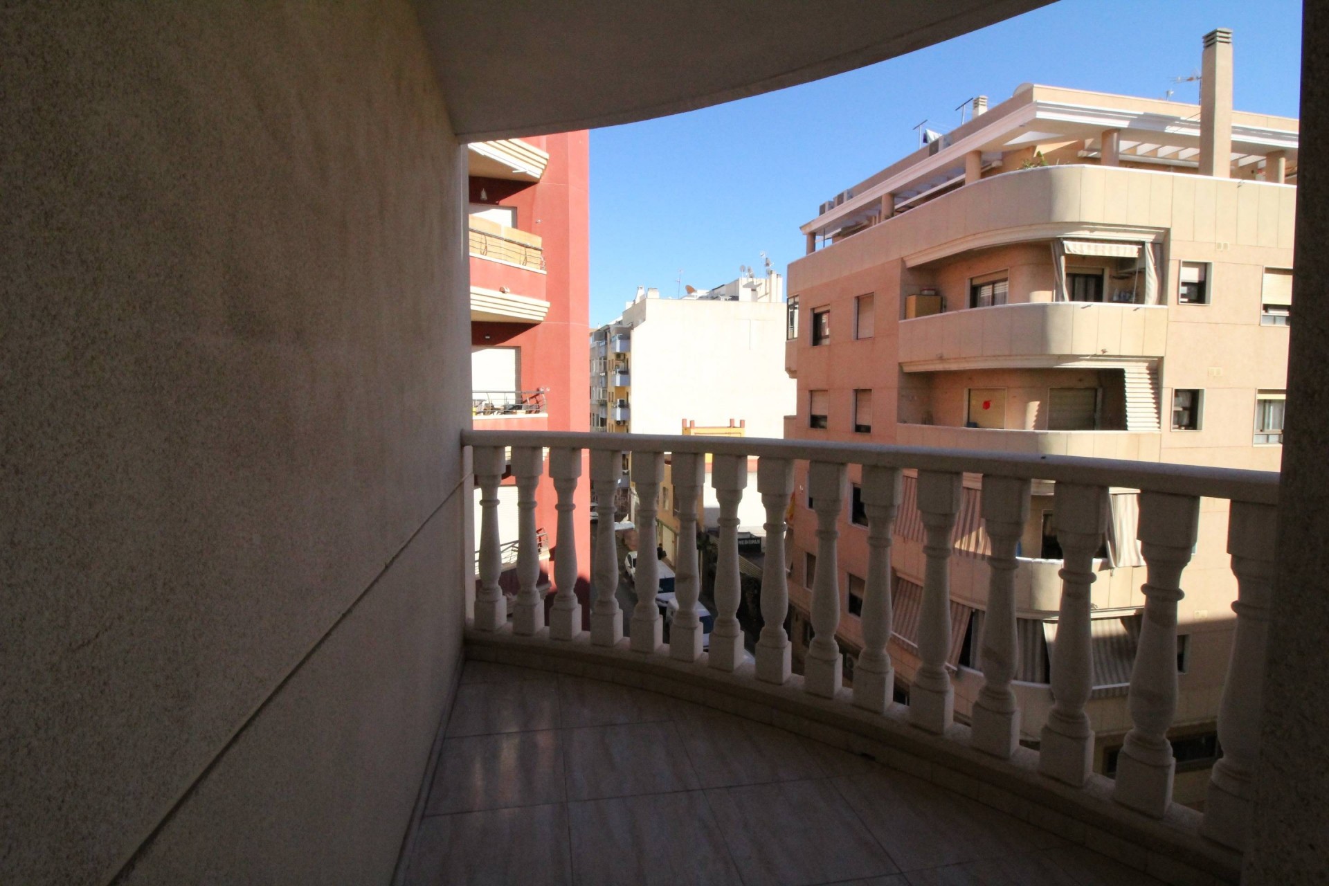 Resale - Apartment -
Torrevieja - Centro