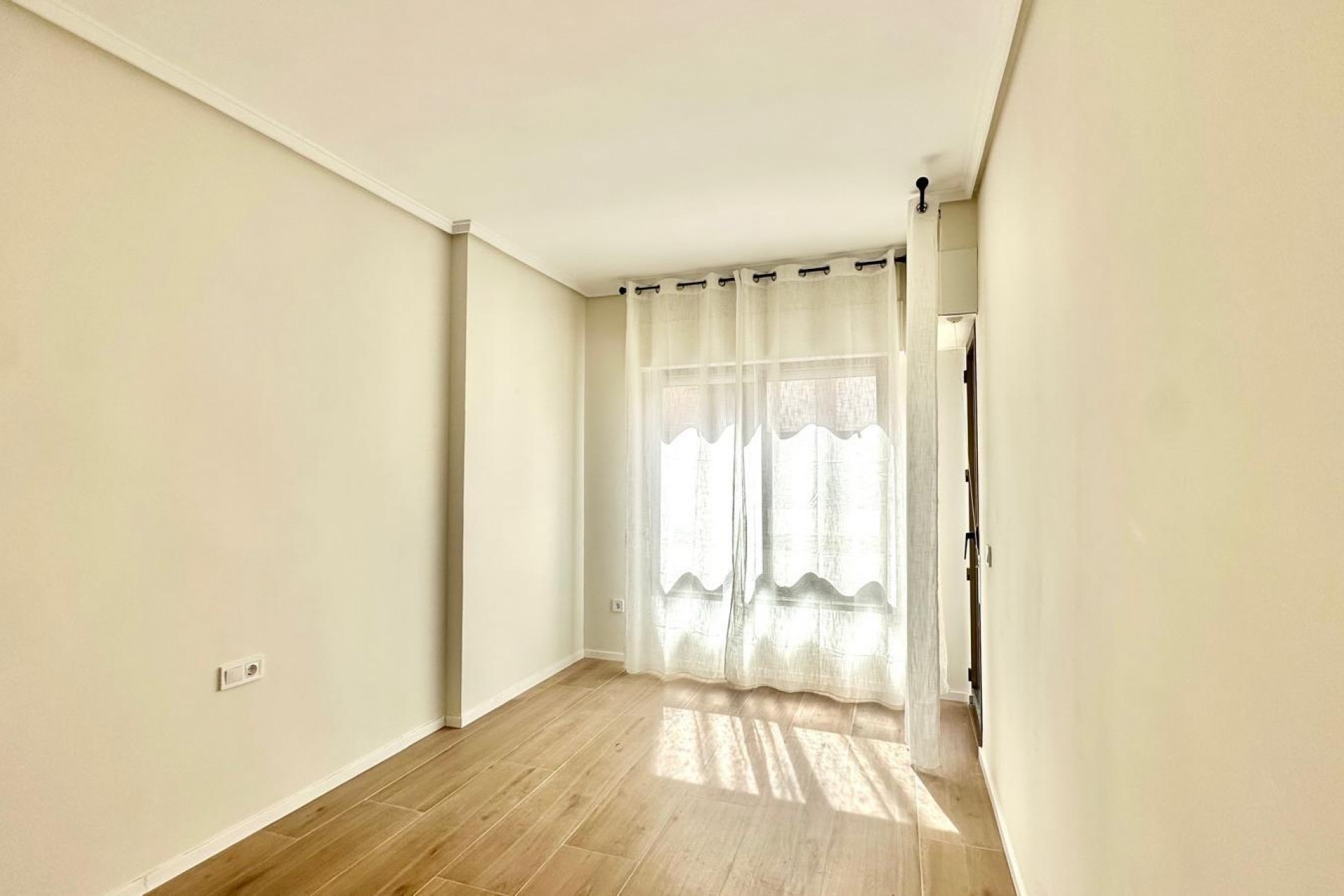 Resale - Apartment -
Torrevieja - Centro