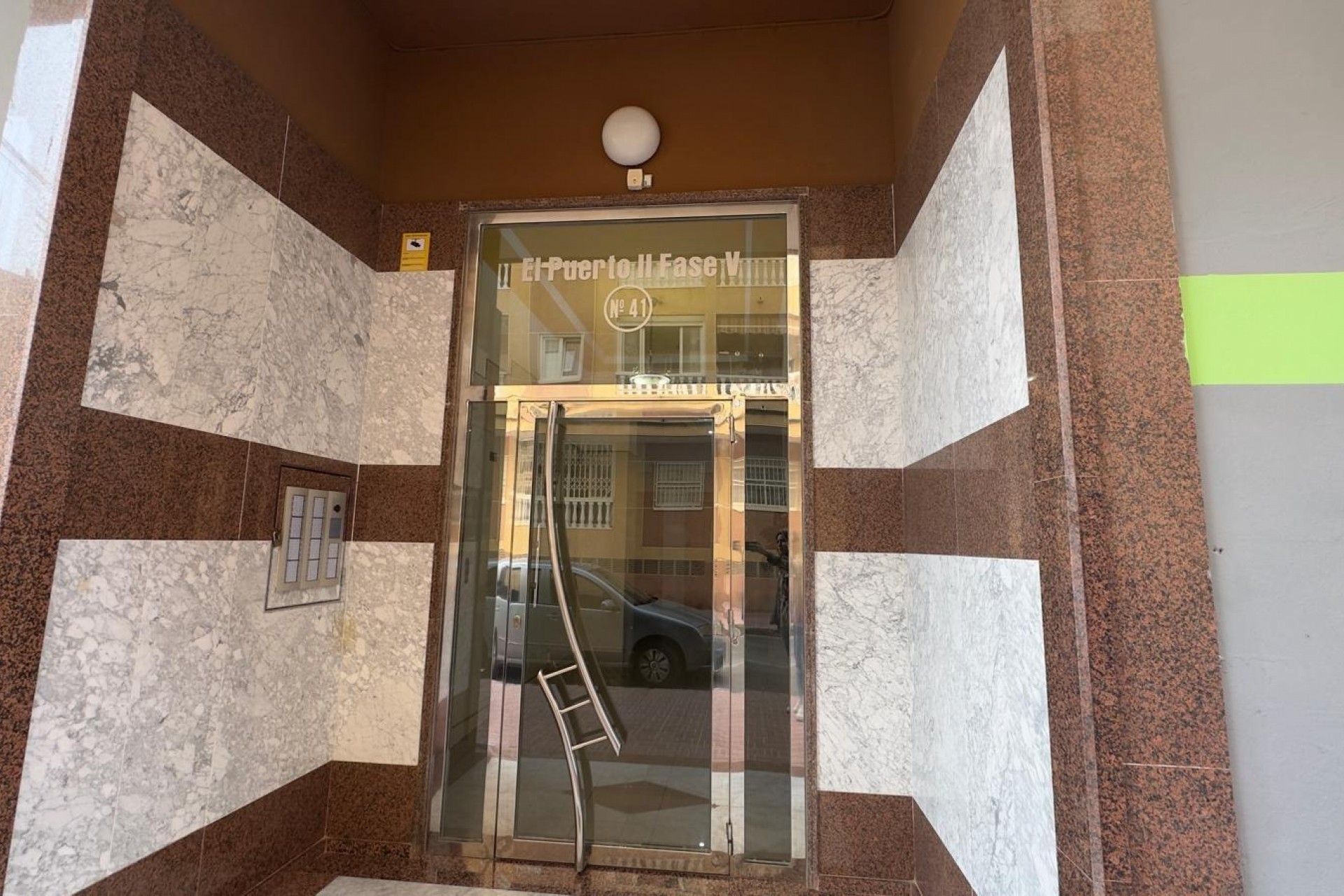 Resale - Apartment -
Torrevieja - Centro