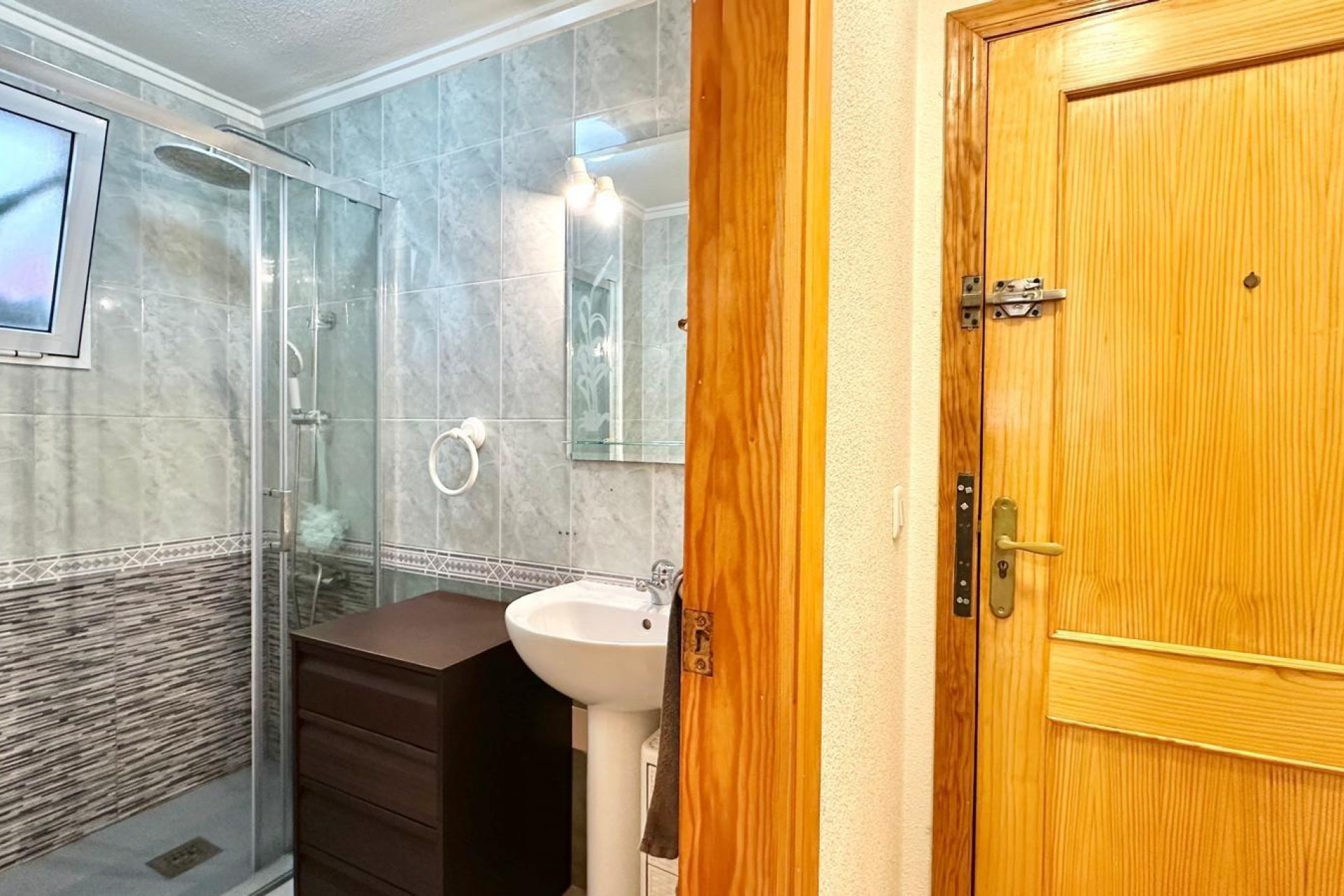 Resale - Apartment -
Torrevieja - Centro