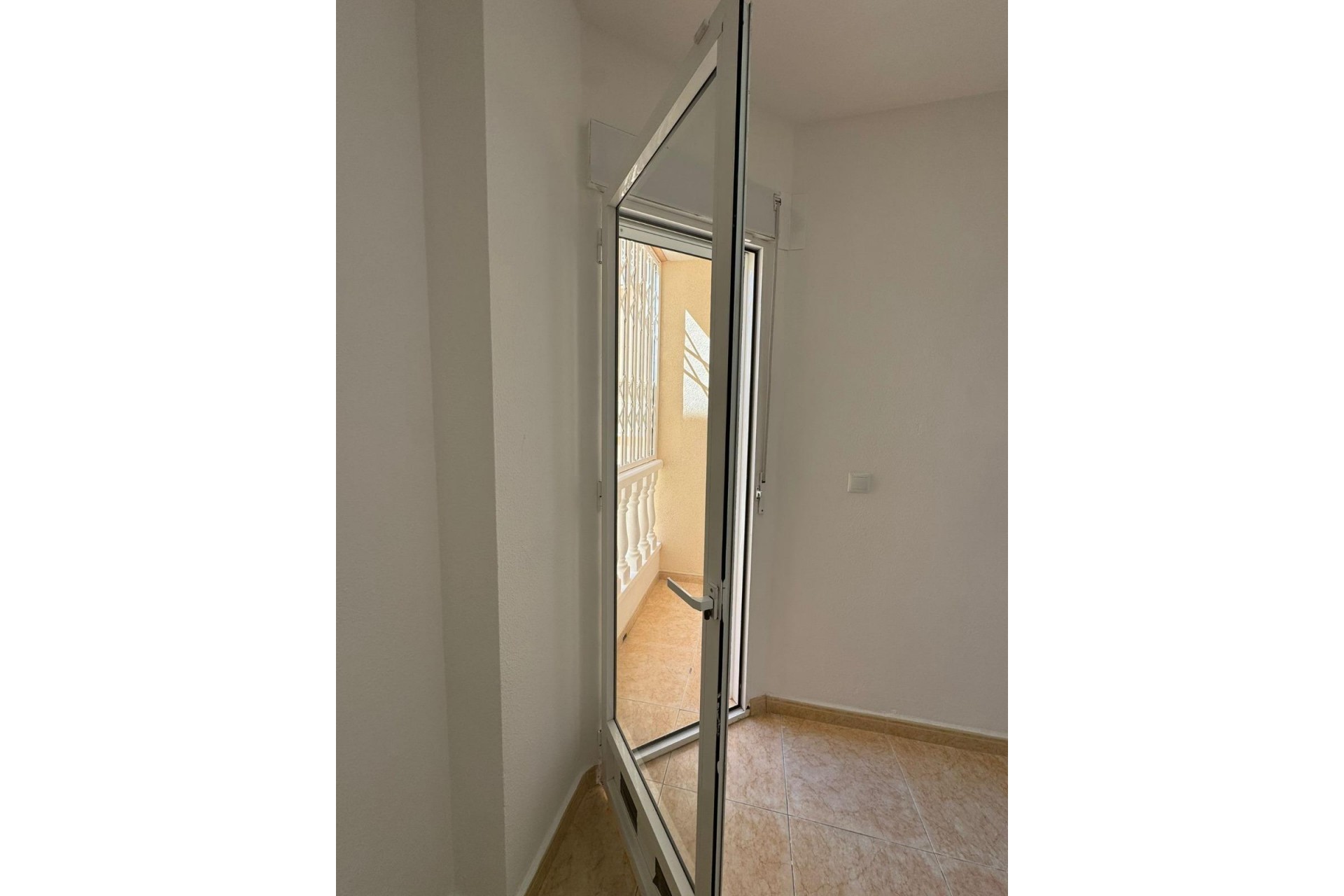 Resale - Apartment -
Torrevieja - Centro