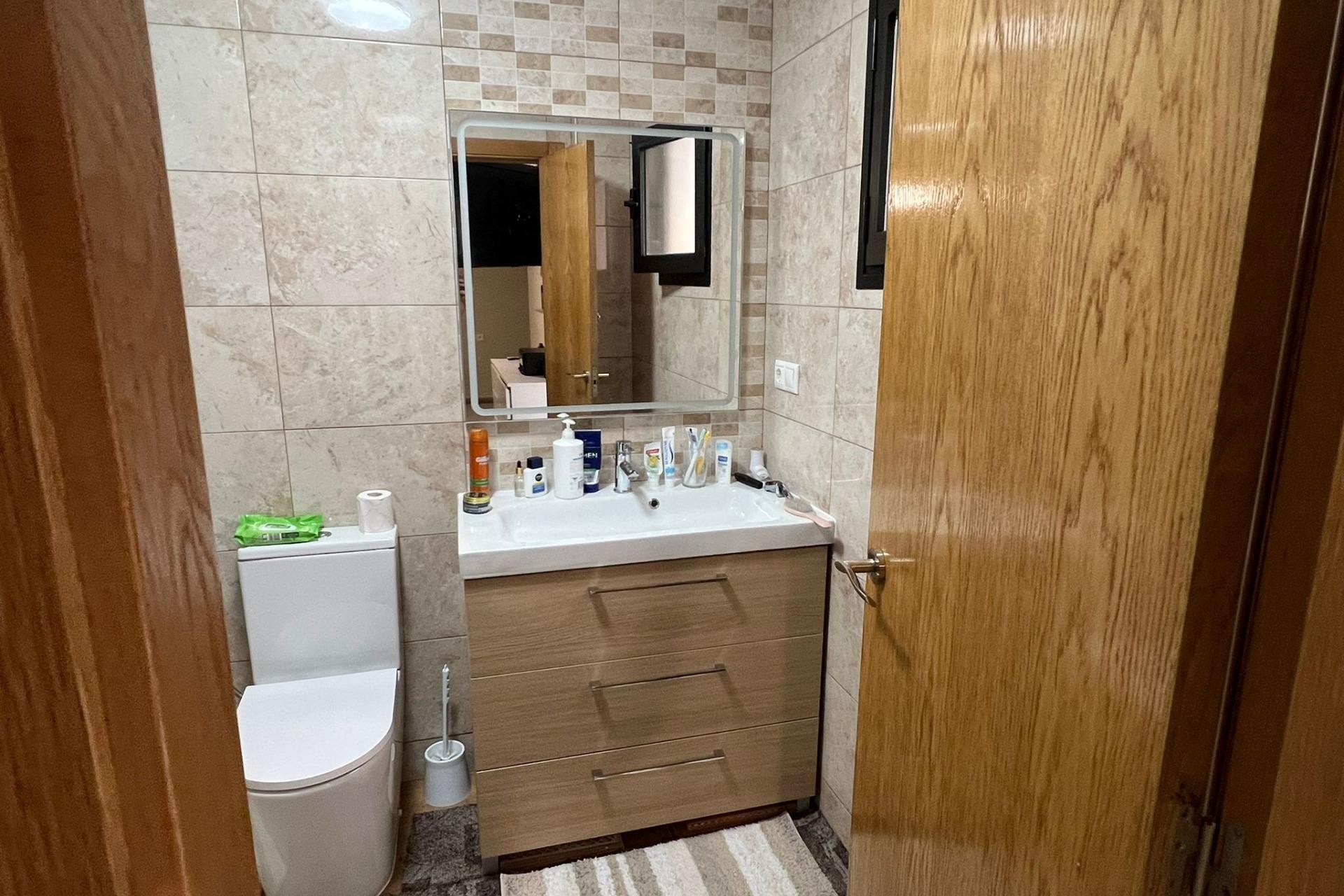 Resale - Apartment -
Torrevieja - Centro