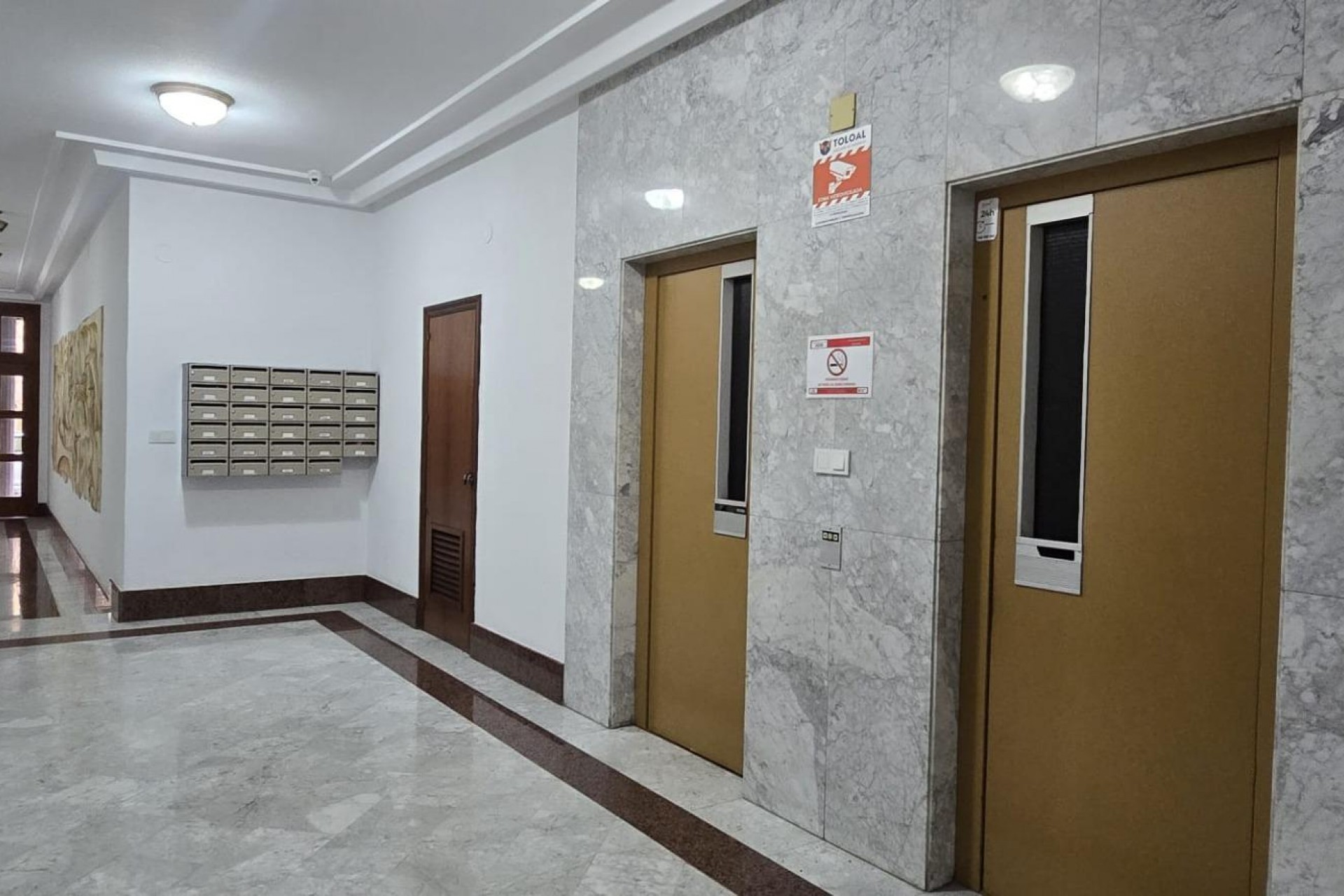 Resale - Apartment -
Torrevieja - Centro