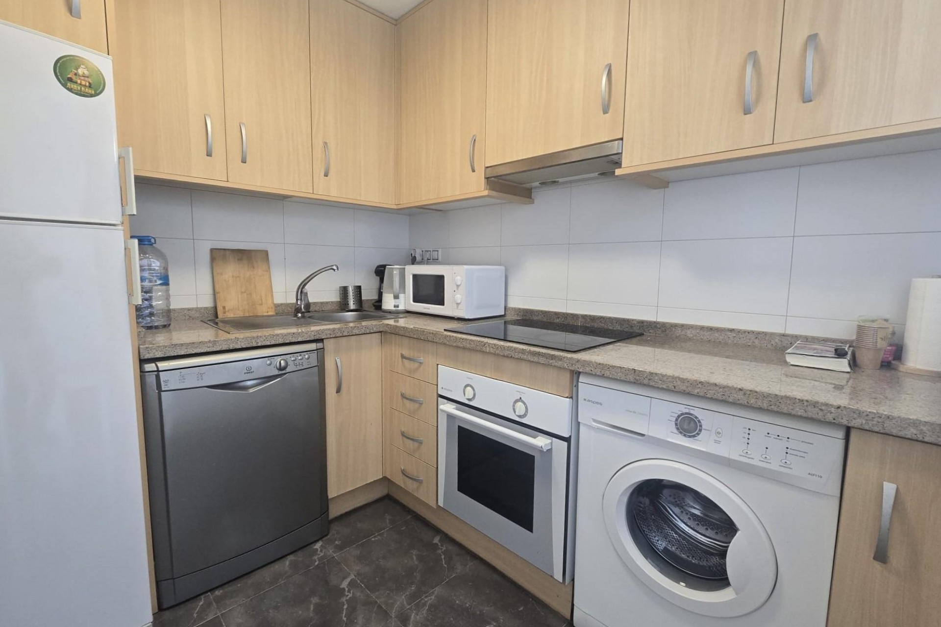 Resale - Apartment -
Torrevieja - Centro