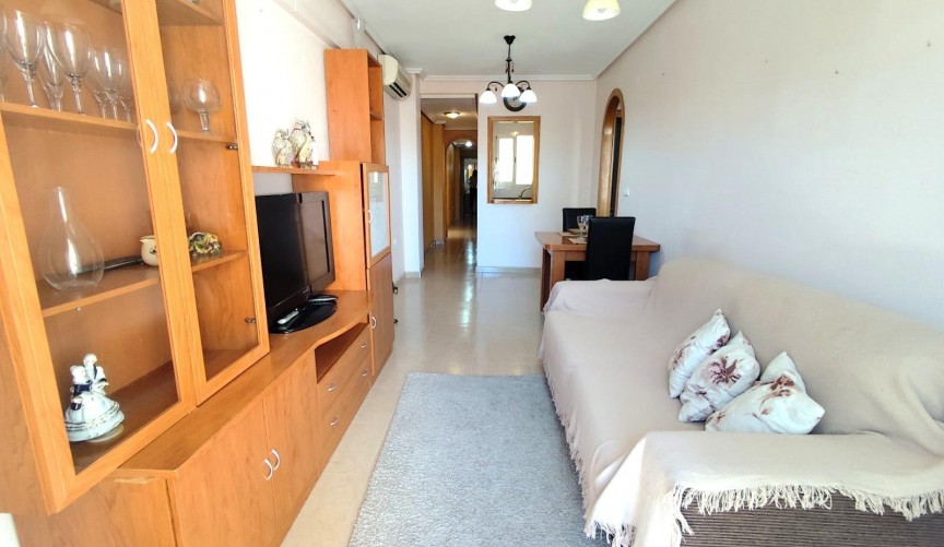 Resale - Apartment -
Torrevieja - Centro