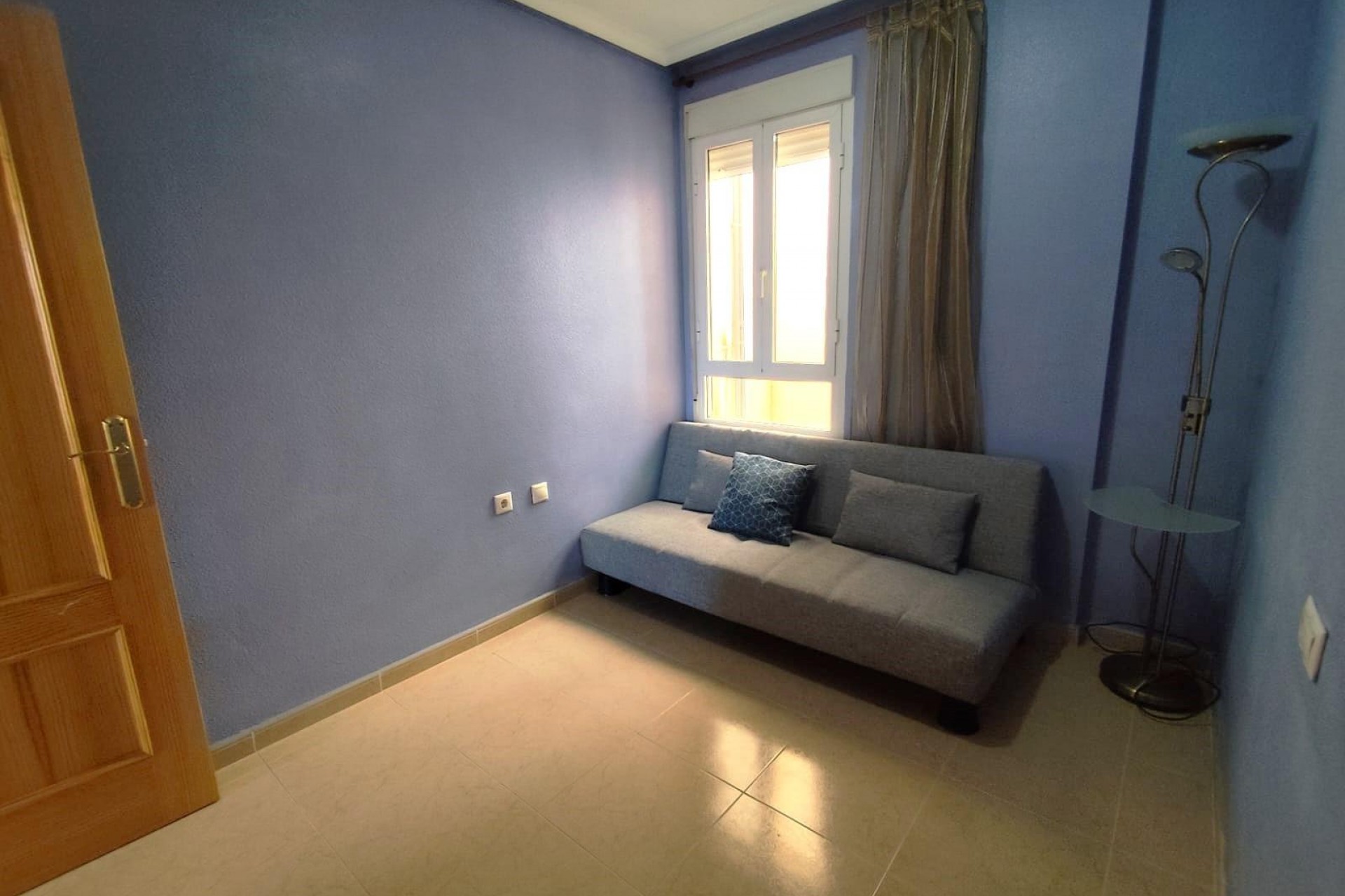 Resale - Apartment -
Torrevieja - Centro