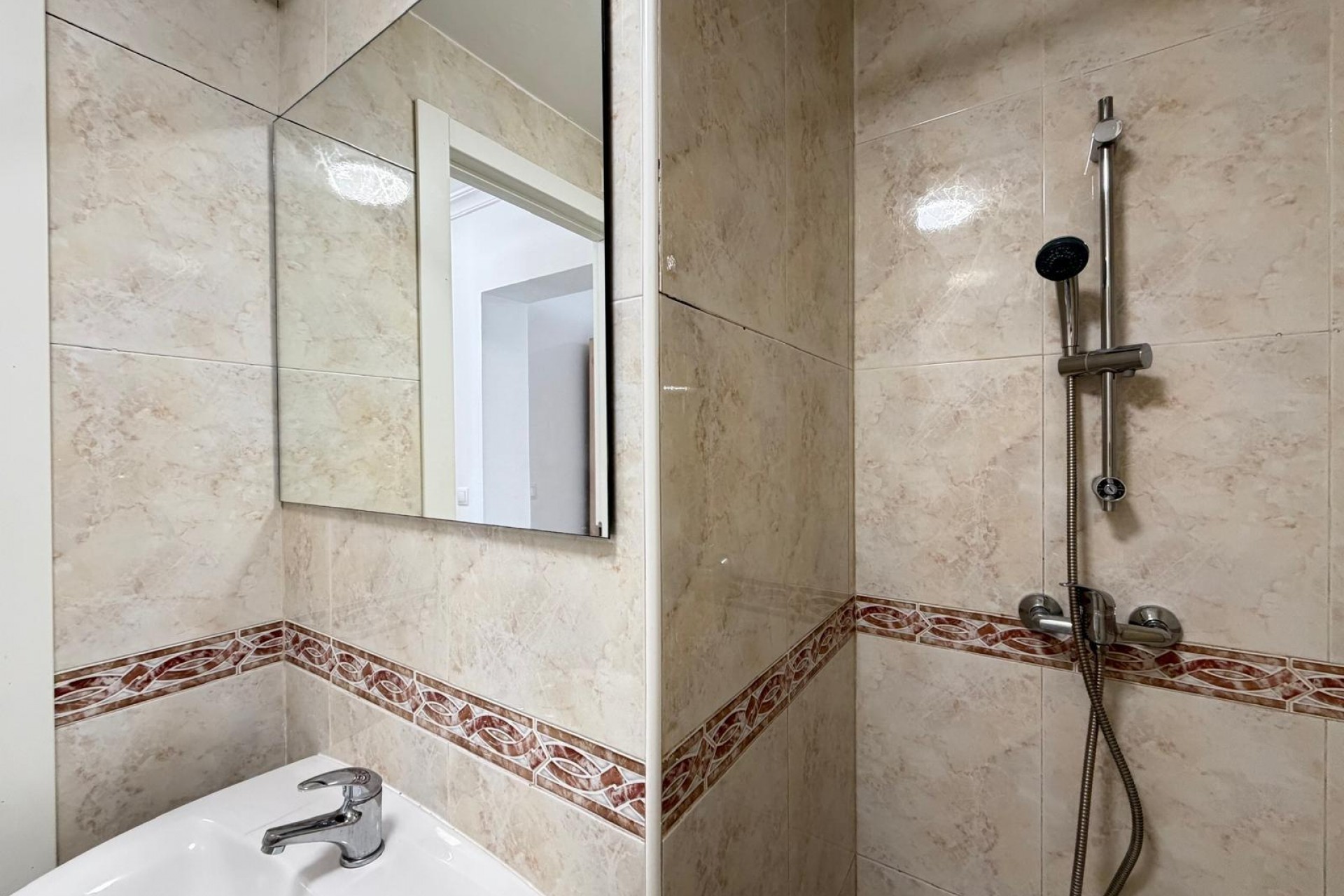 Resale - Apartment -
Torrevieja - Centro