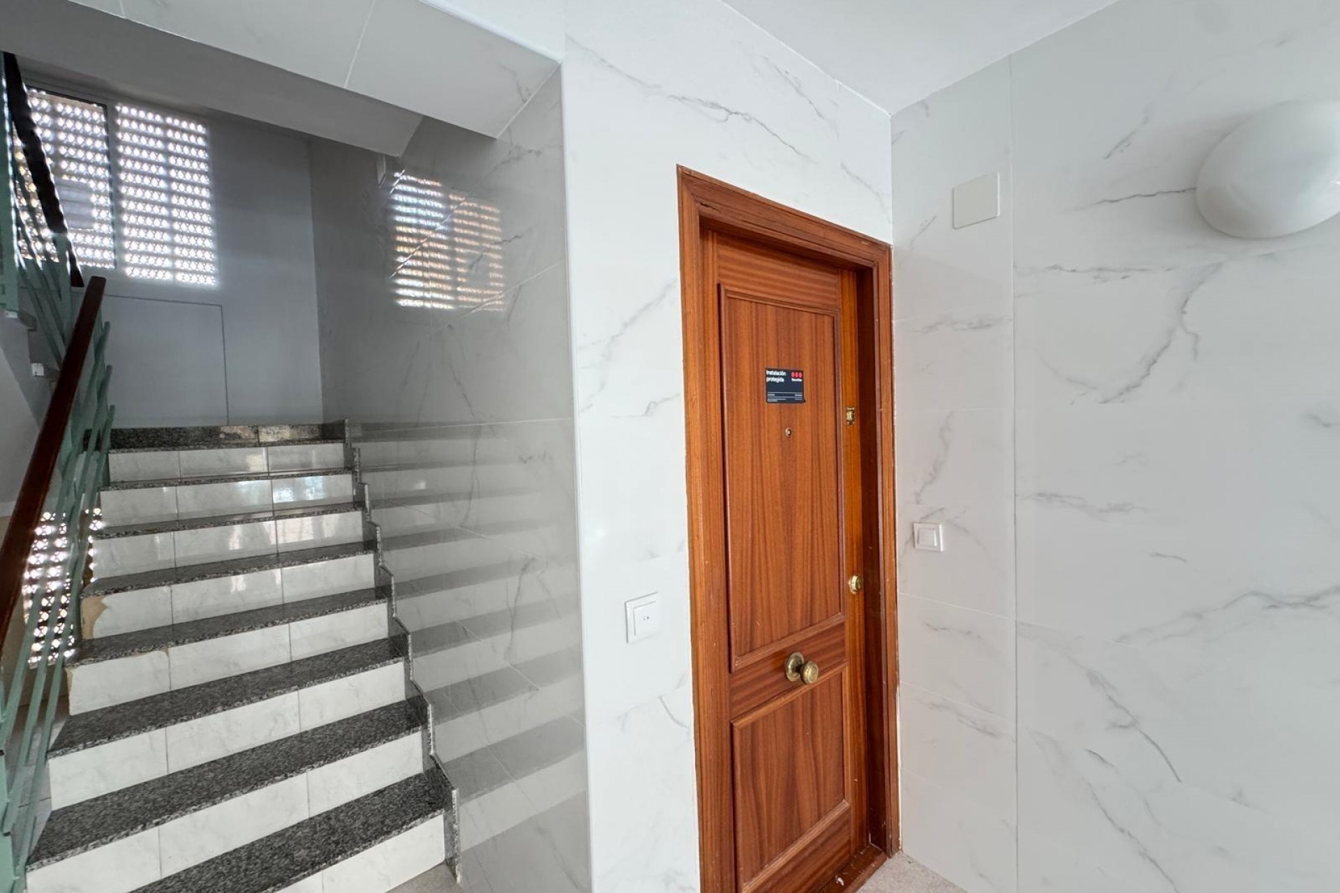 Resale - Apartment -
Torrevieja - Centro