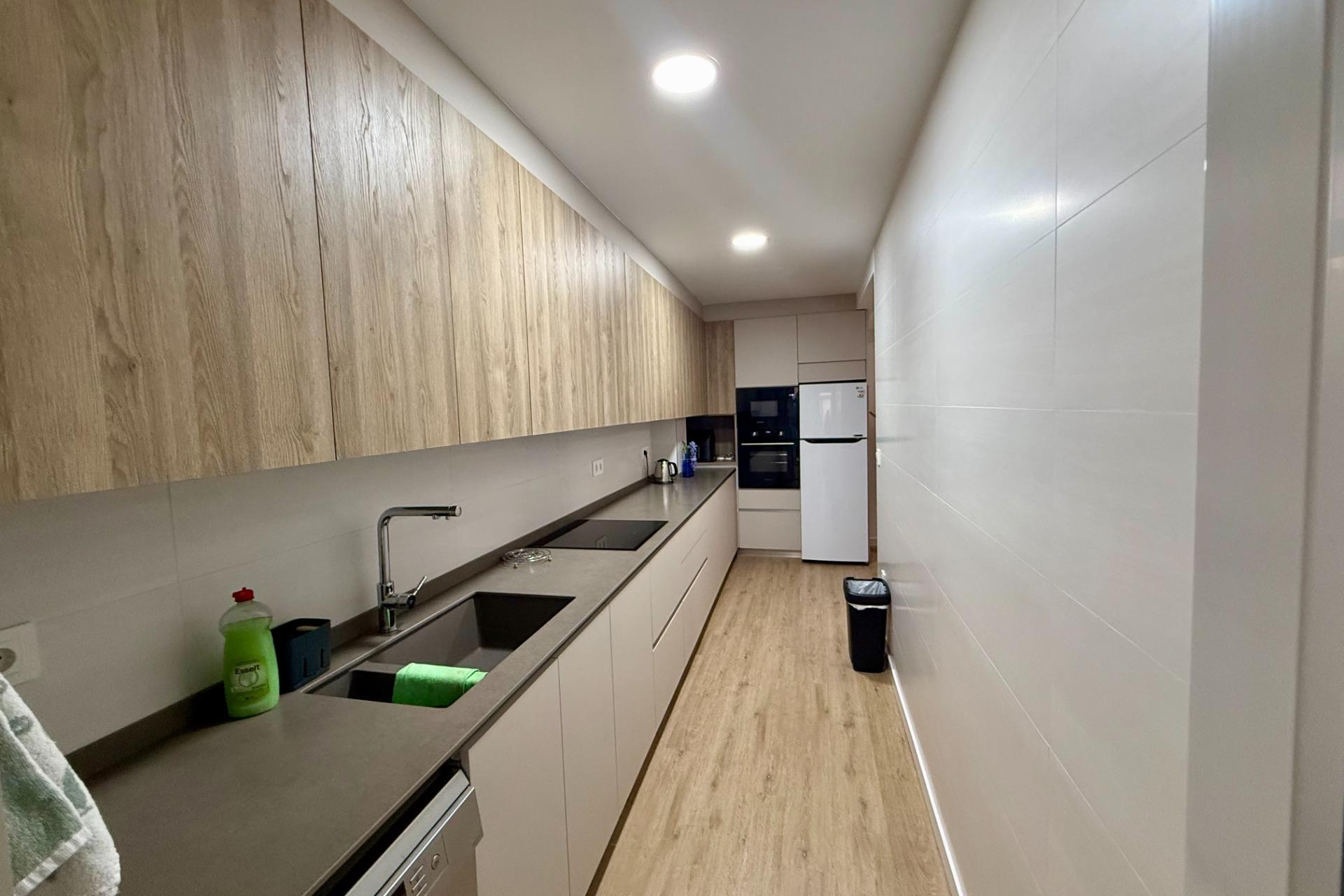 Resale - Apartment -
Torrevieja - Centro