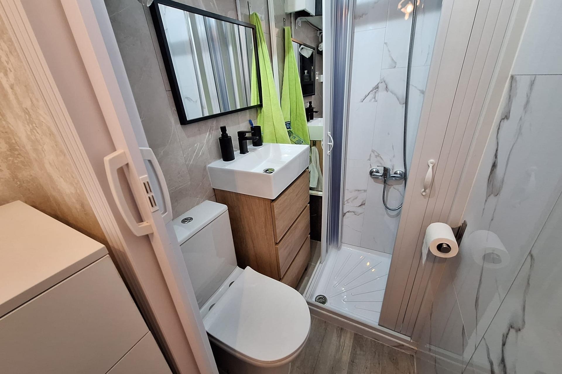 Resale - Apartment -
Torrevieja - Centro