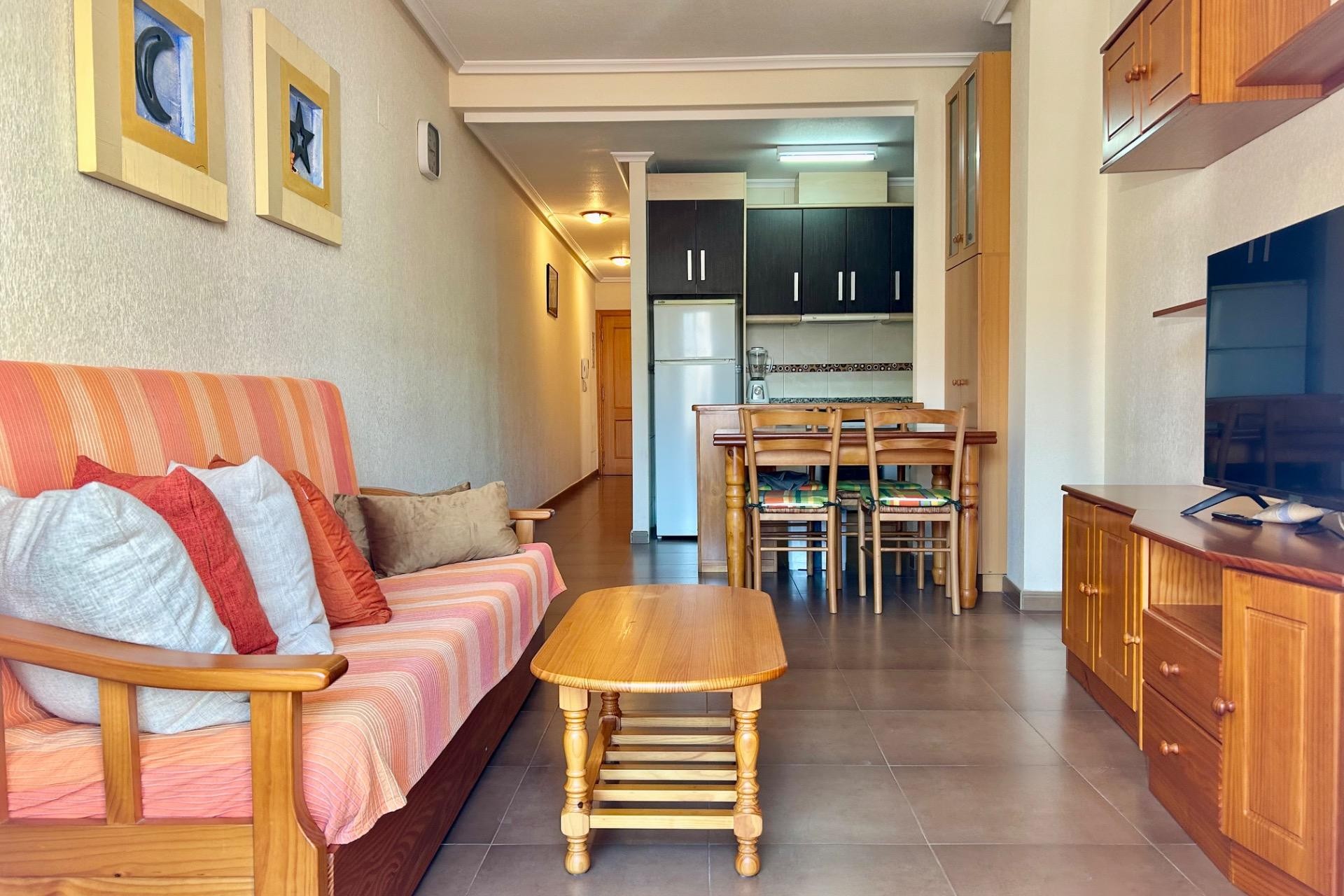 Resale - Apartment -
Torrevieja - Centro