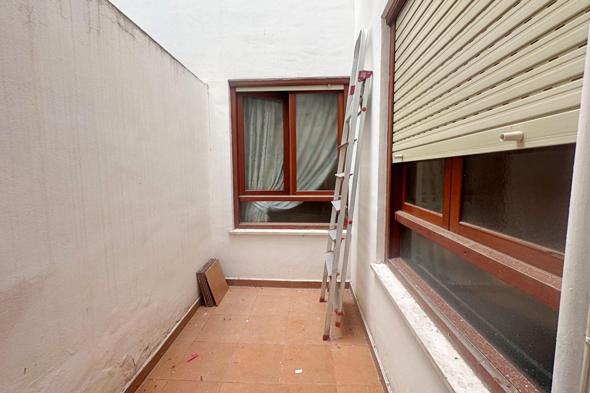 Resale - Apartment -
Torrevieja - Centro