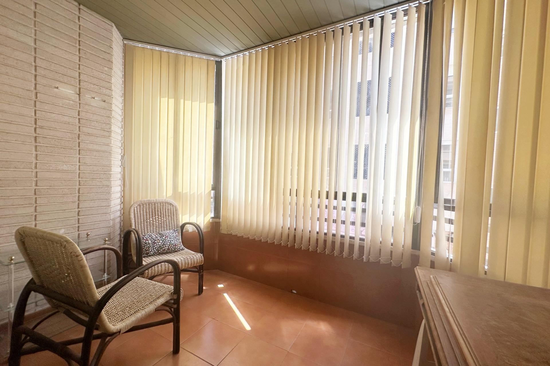 Resale - Apartment -
Torrevieja - Centro