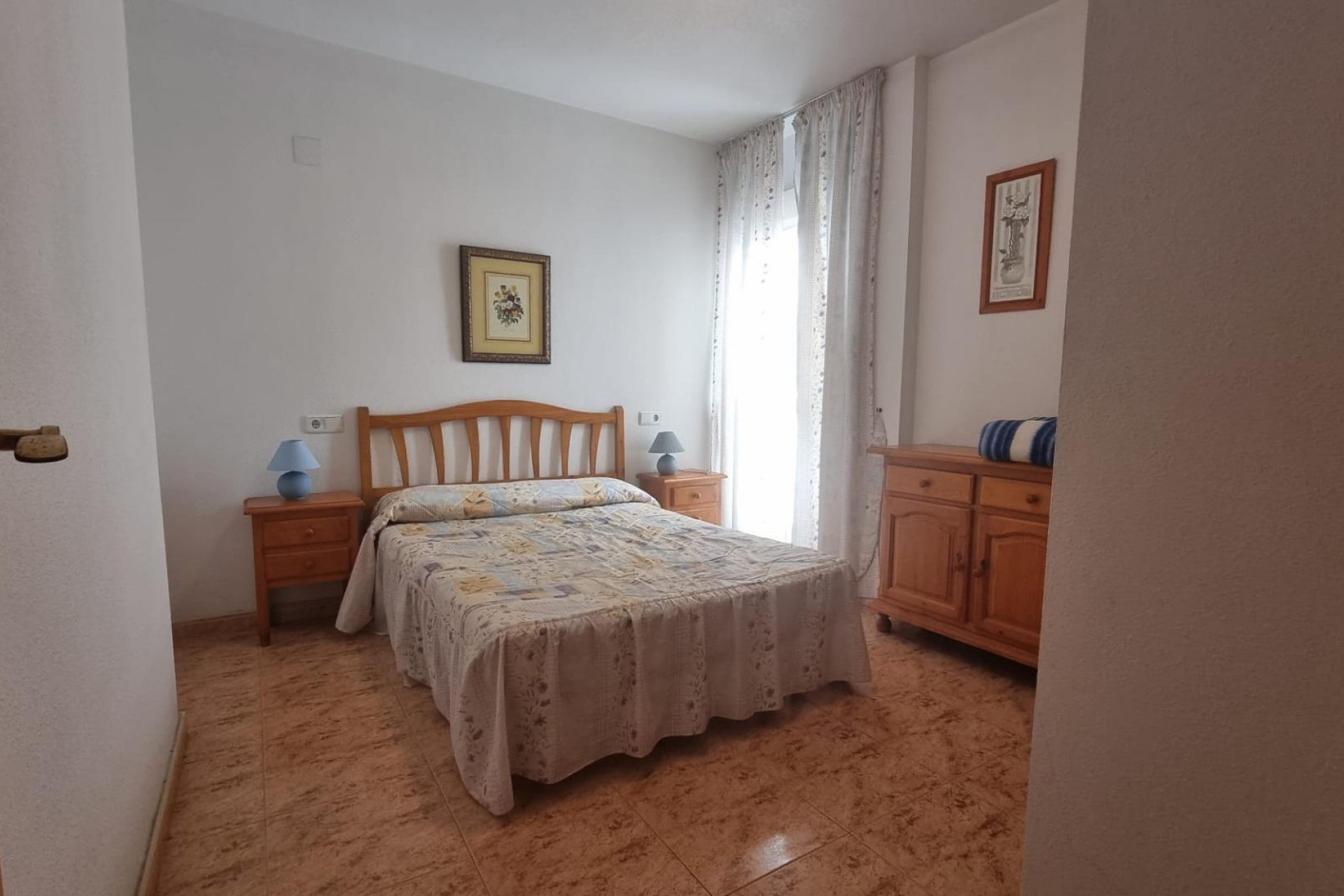 Resale - Apartment -
Torrevieja - Centro