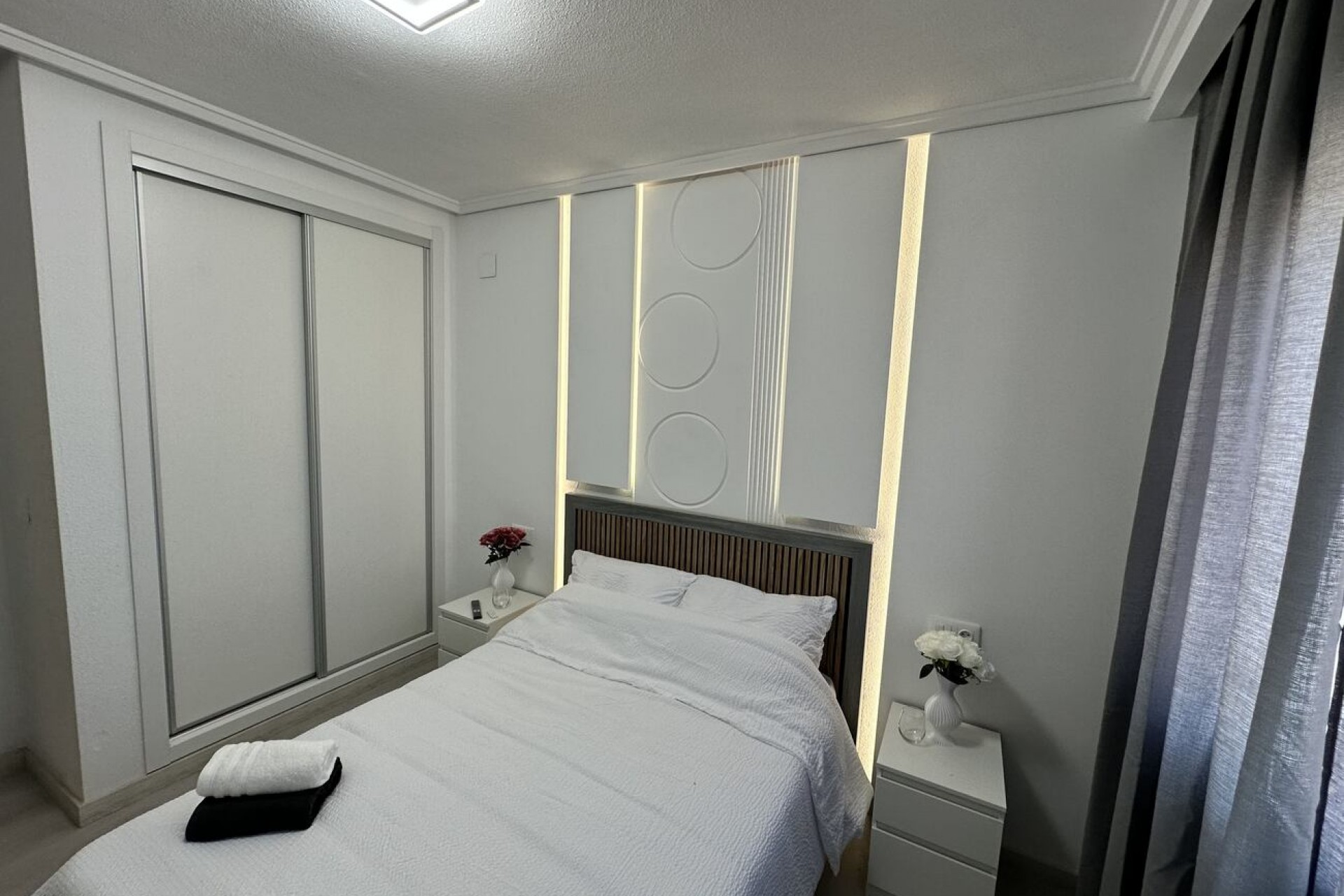 Resale - Apartment -
Torrevieja - Centro