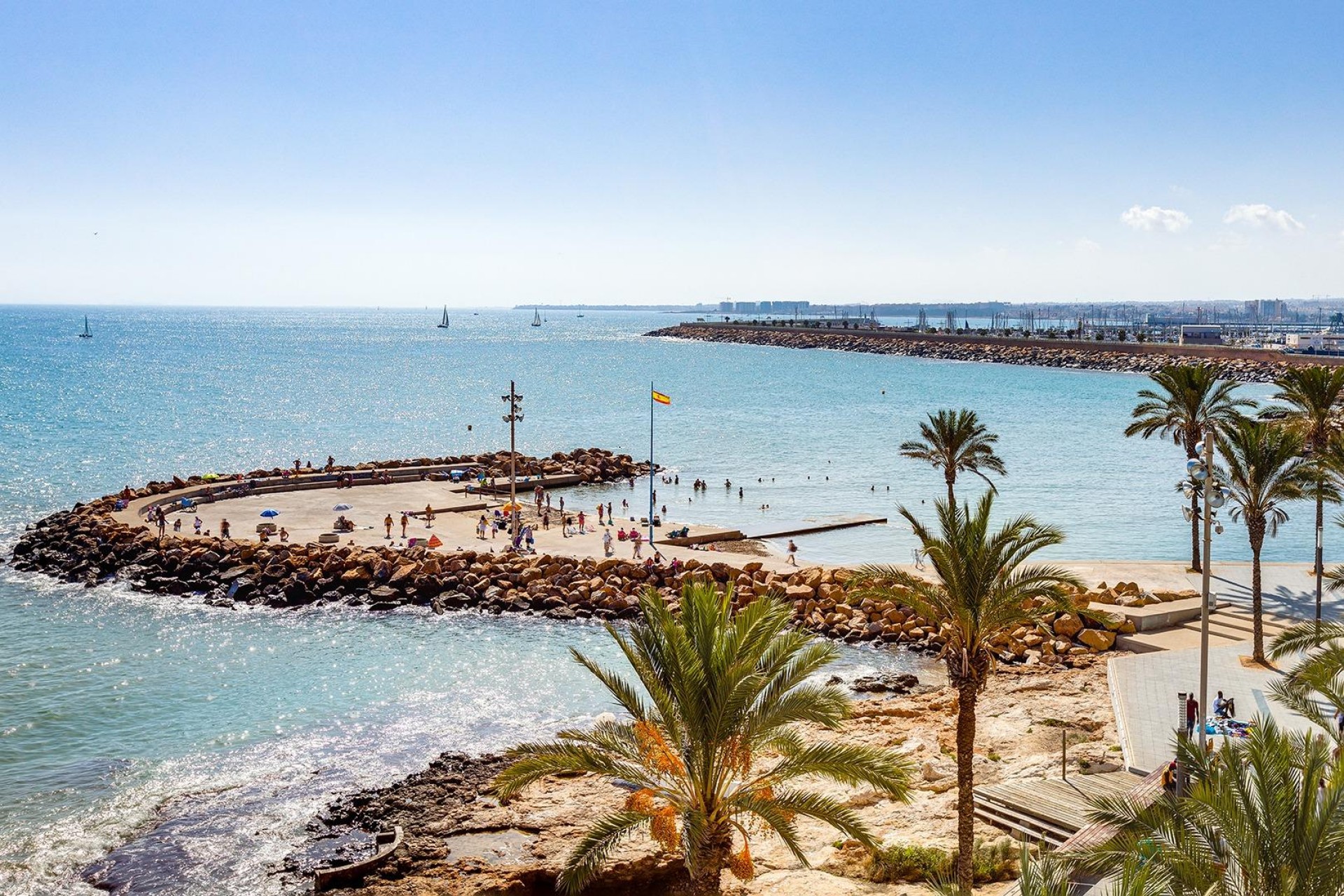Resale - Apartment -
Torrevieja - Centro