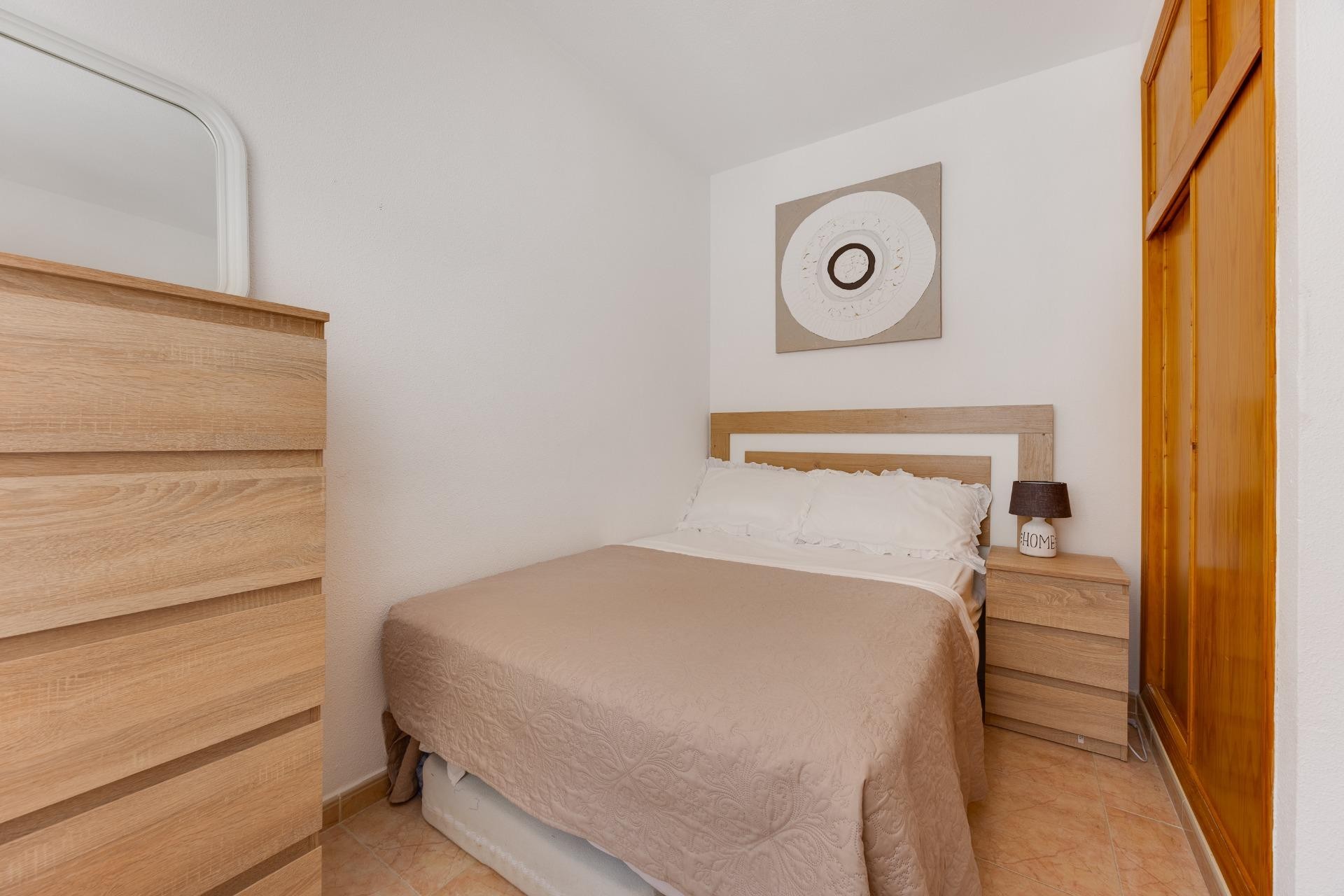 Resale - Apartment -
Torrevieja - Centro
