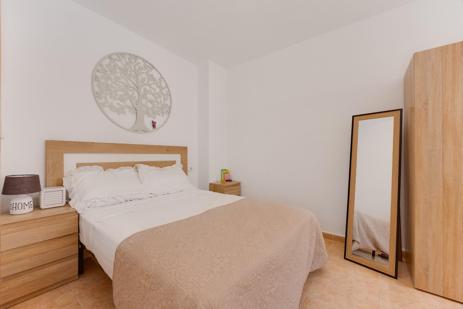 Resale - Apartment -
Torrevieja - Centro