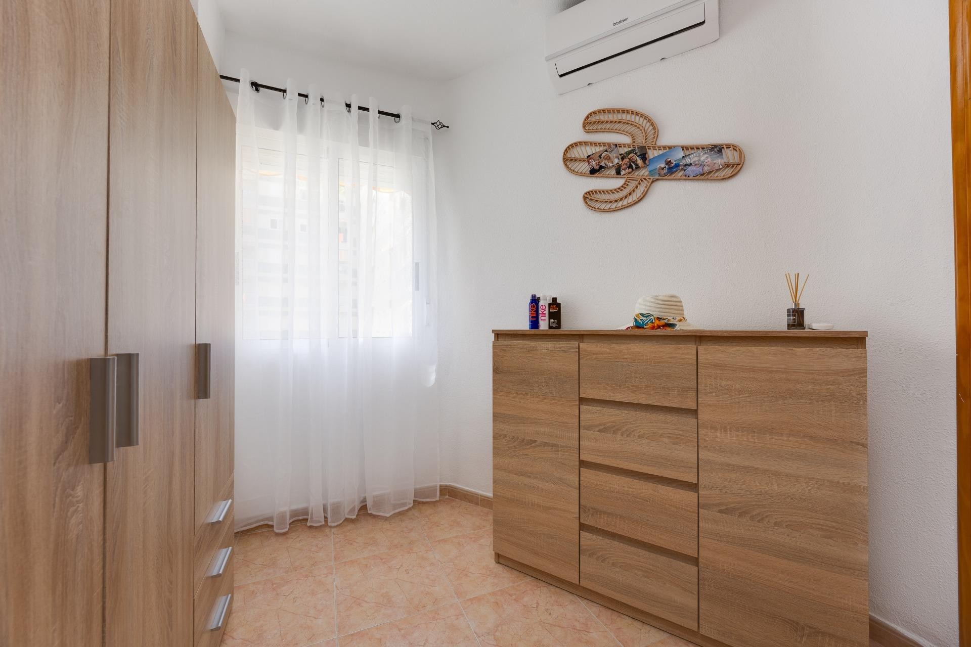 Resale - Apartment -
Torrevieja - Centro