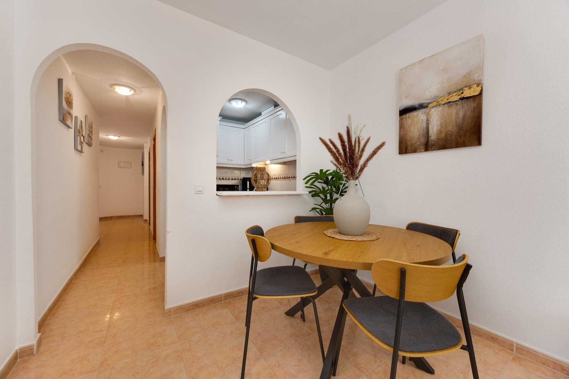 Resale - Apartment -
Torrevieja - Centro