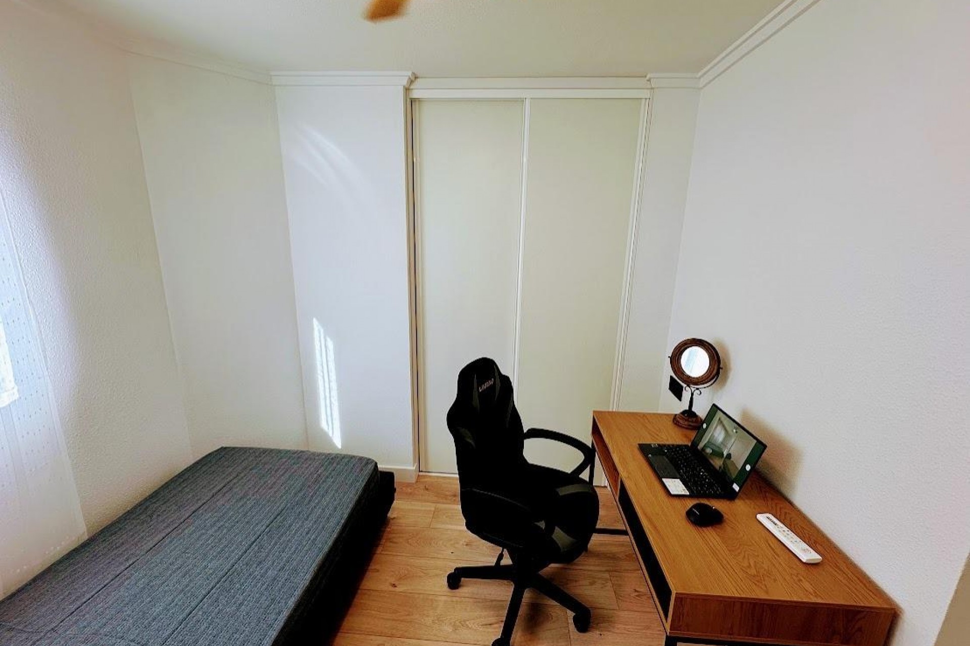 Resale - Apartment -
Torrevieja - Centro