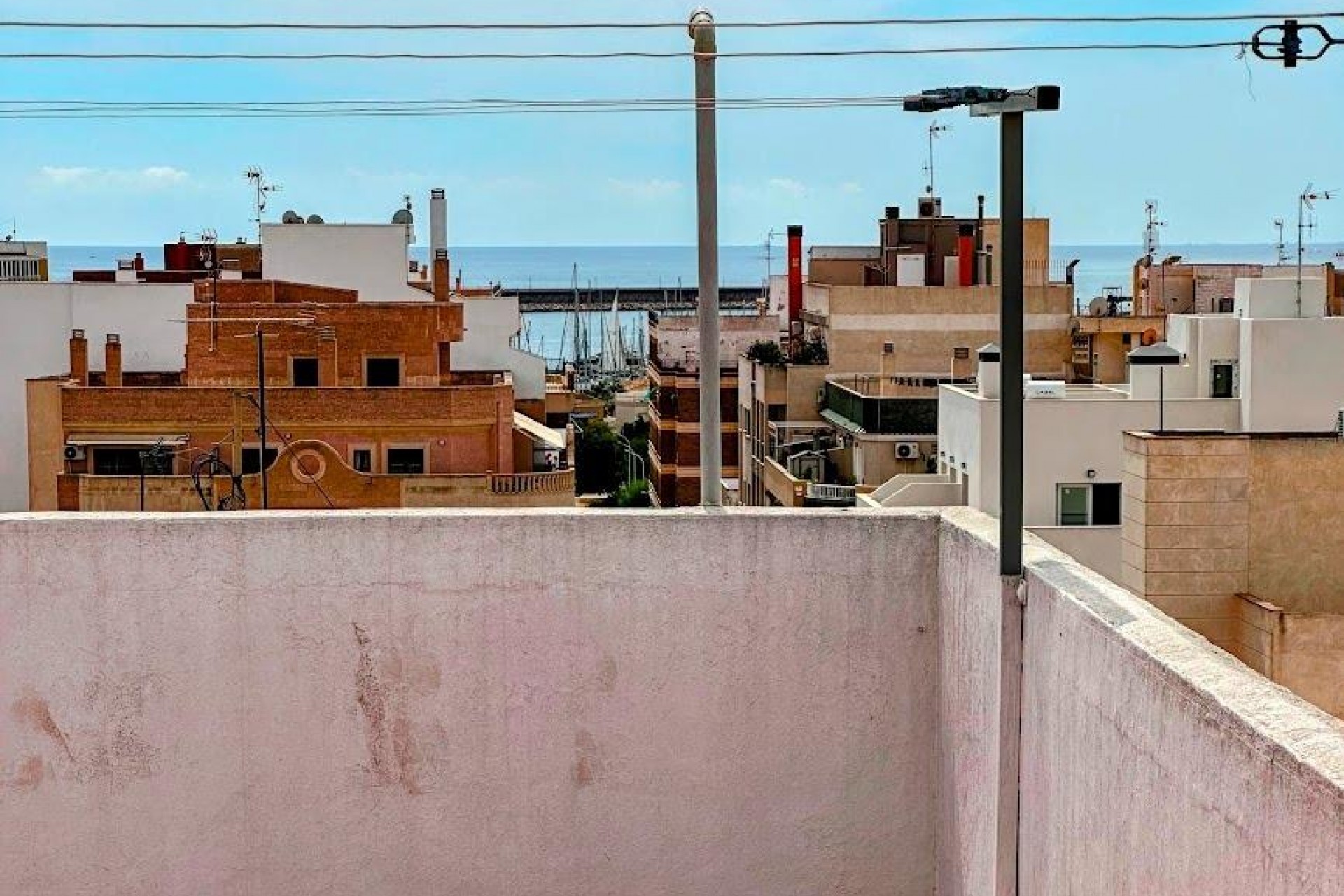 Resale - Apartment -
Torrevieja - Centro