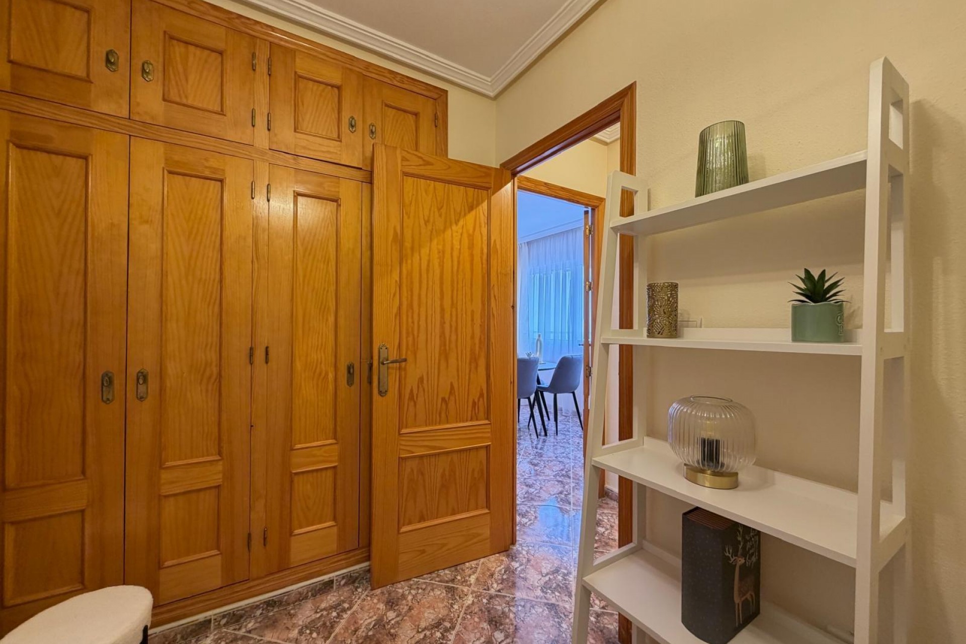 Resale - Apartment -
Torrevieja - Centro