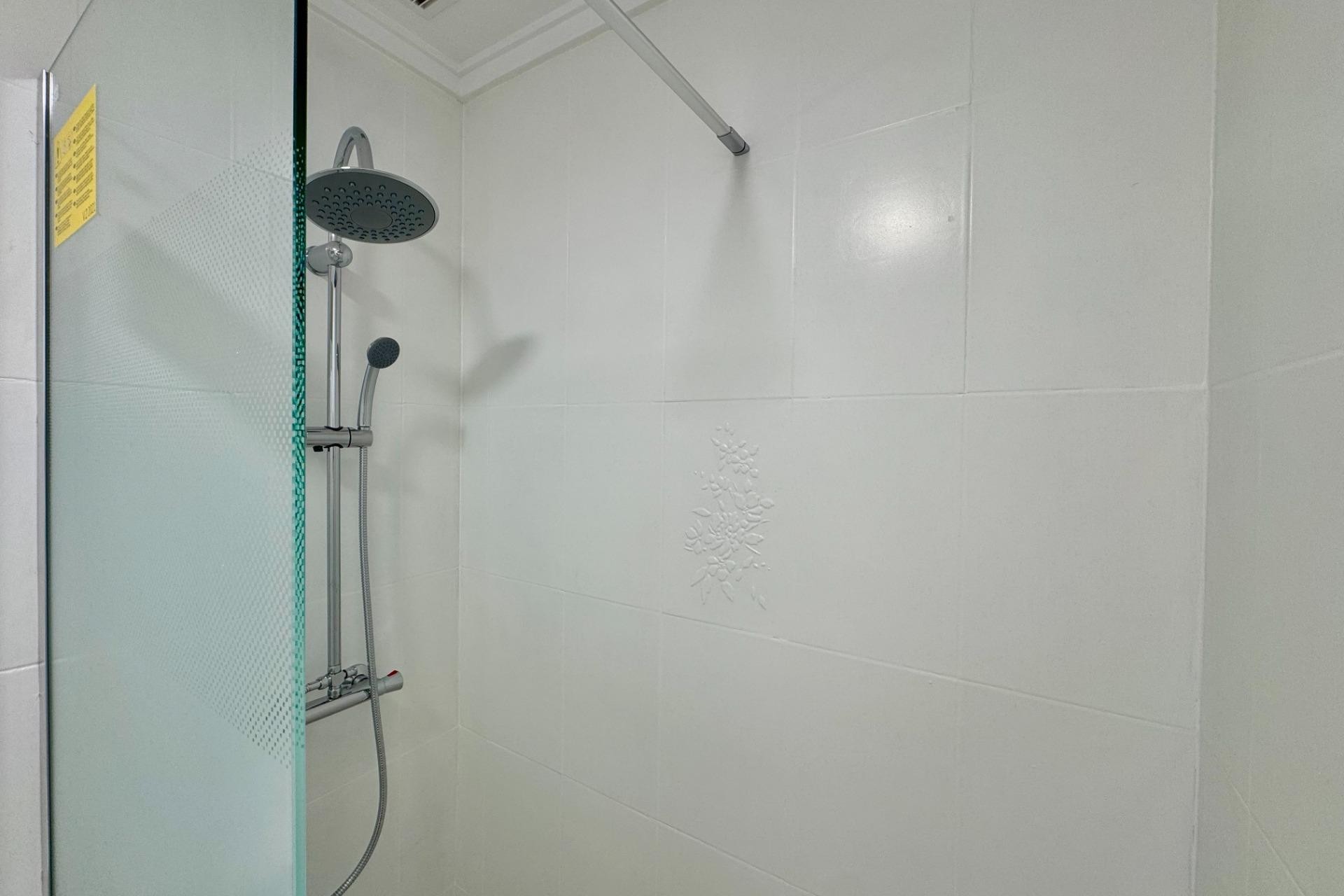 Resale - Apartment -
Torrevieja - Centro