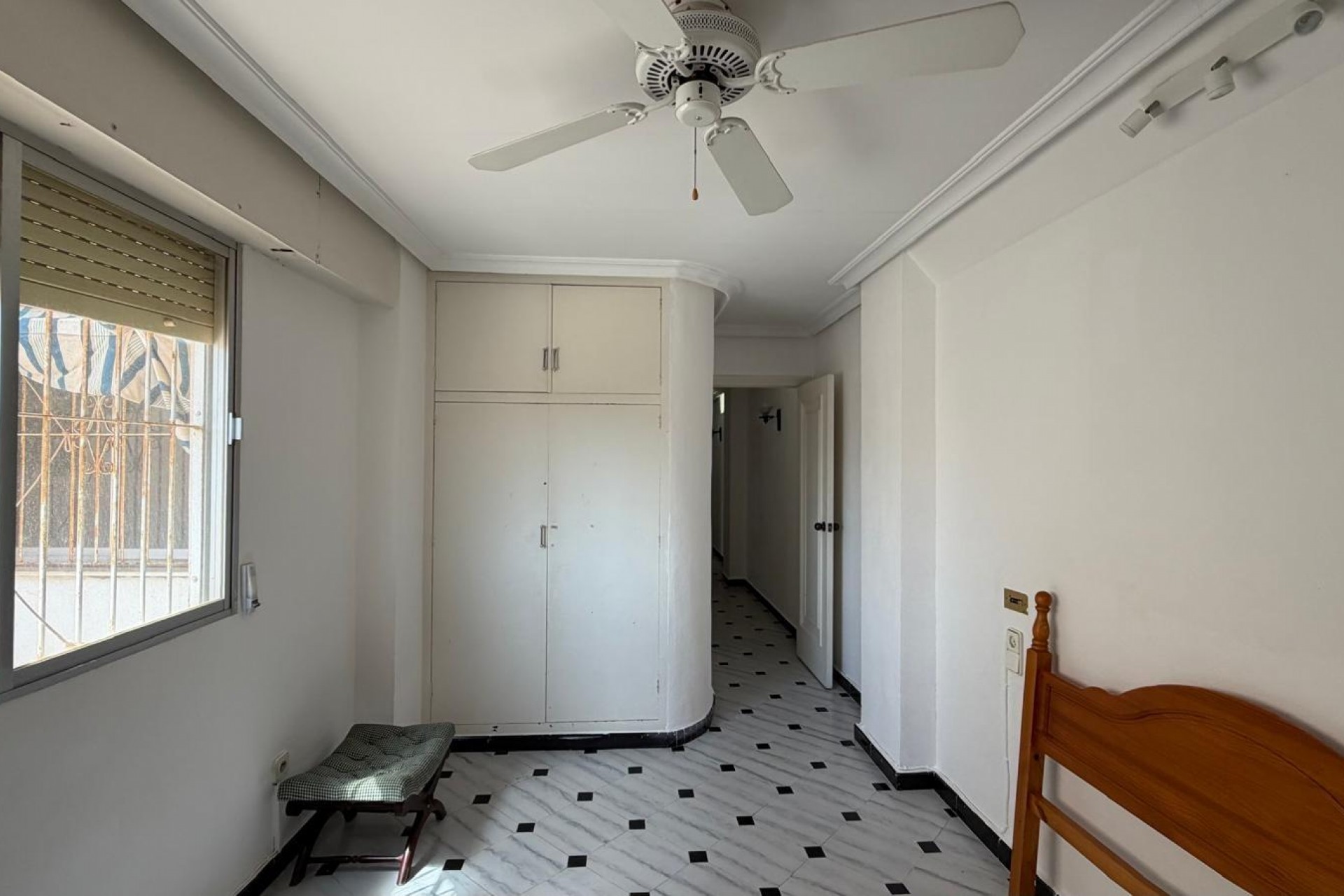 Resale - Apartment -
Torrevieja - Centro
