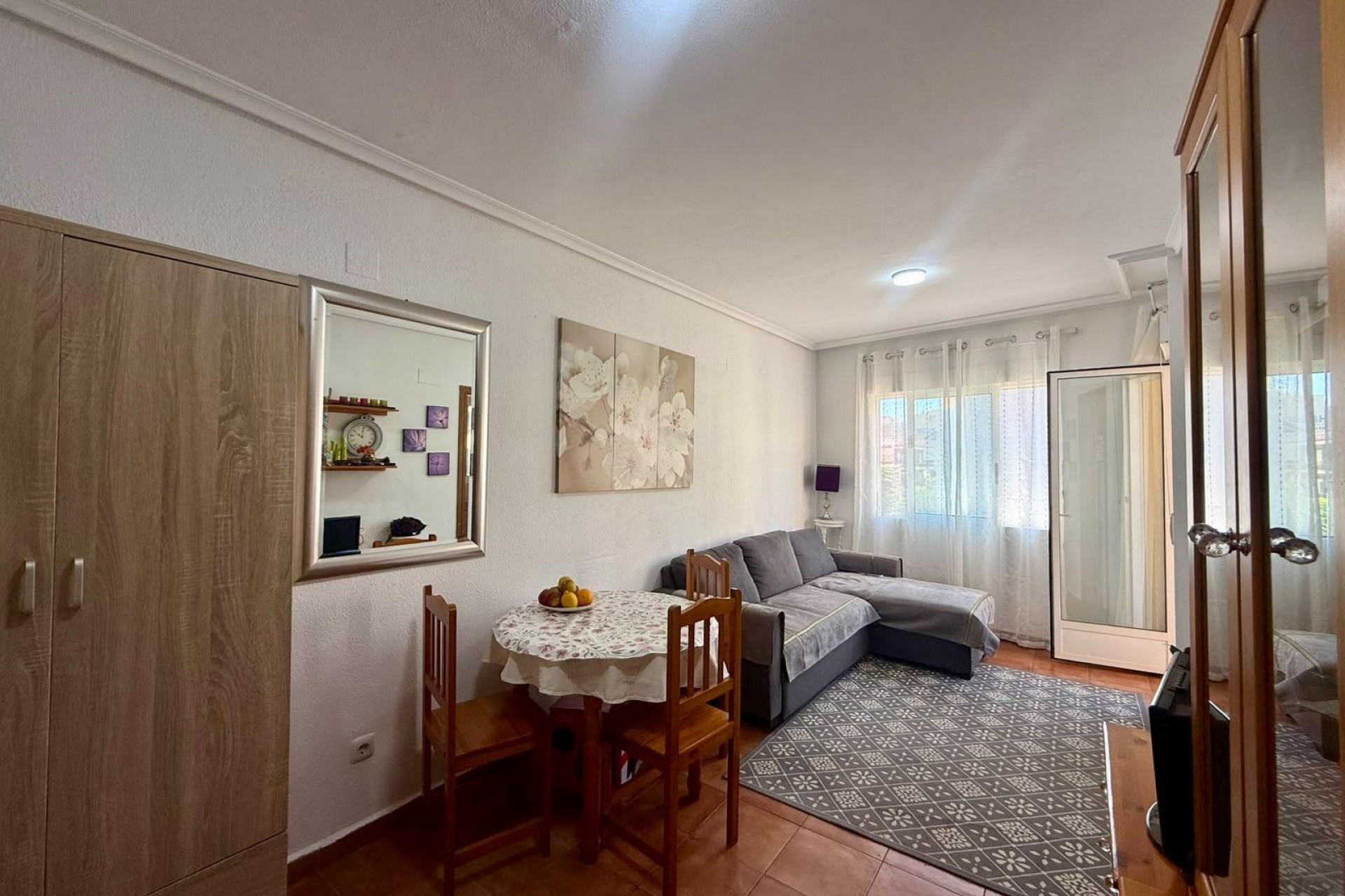 Resale - Apartment -
Torrevieja - Centro