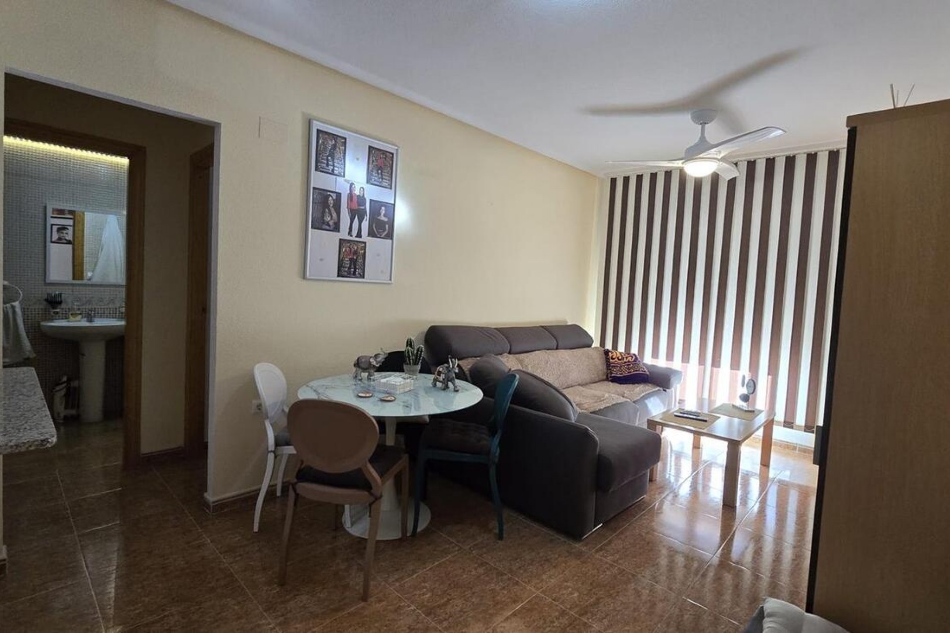 Resale - Apartment -
Torrevieja - CORTES VALENCIANAS