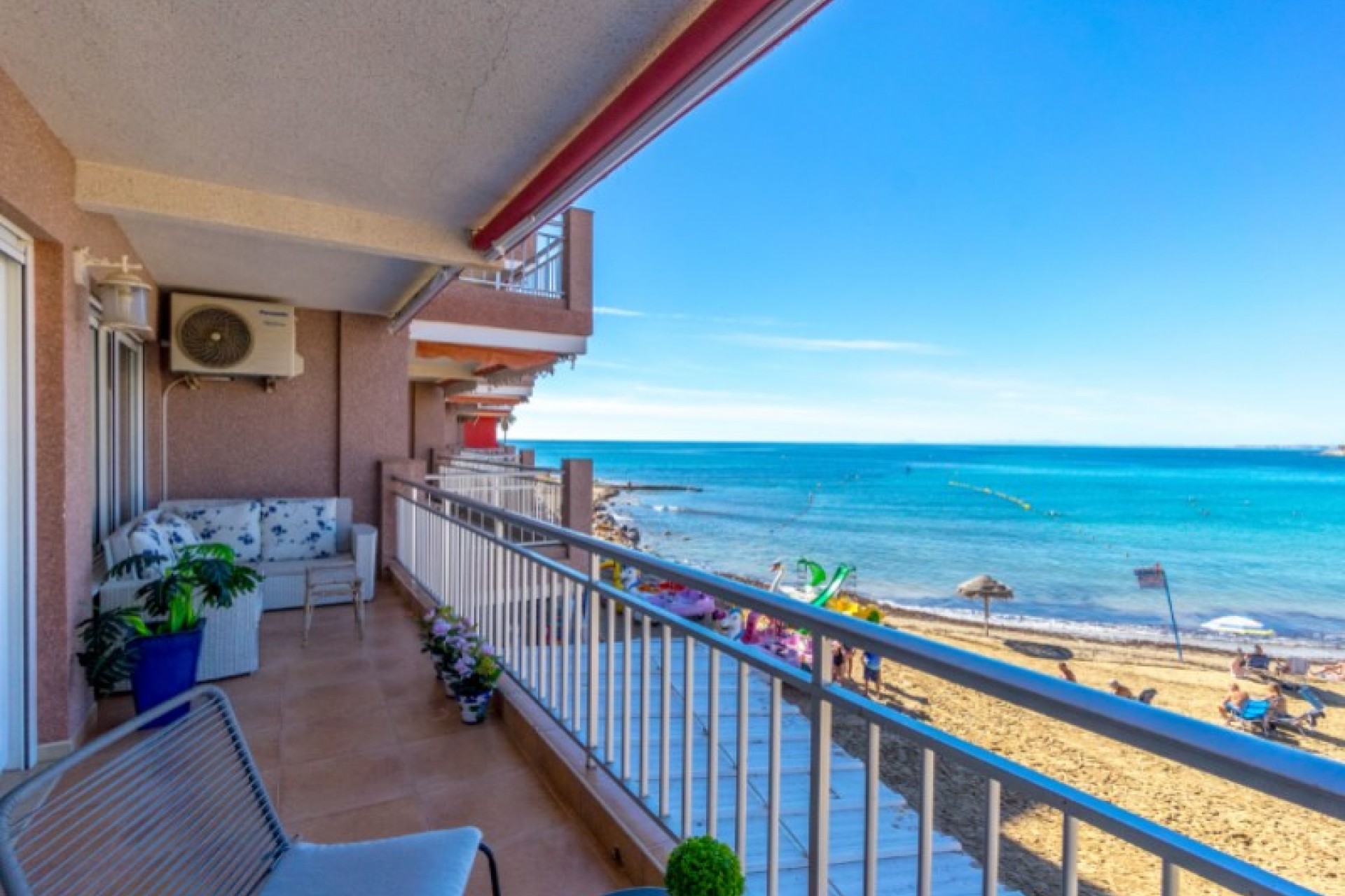 Resale - Apartment -
Torrevieja - Costa Blanca