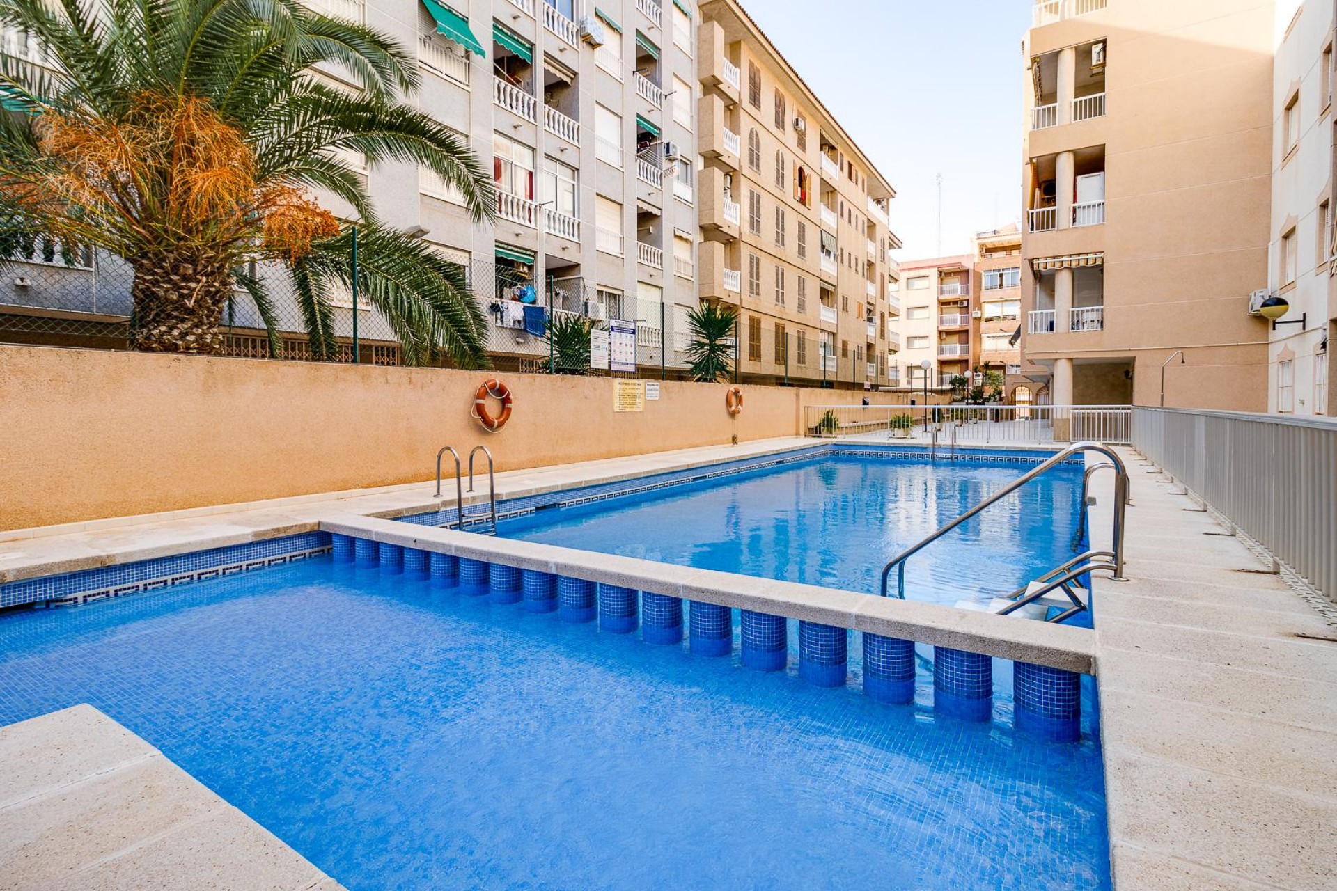 Resale - Apartment -
Torrevieja - Costa Blanca