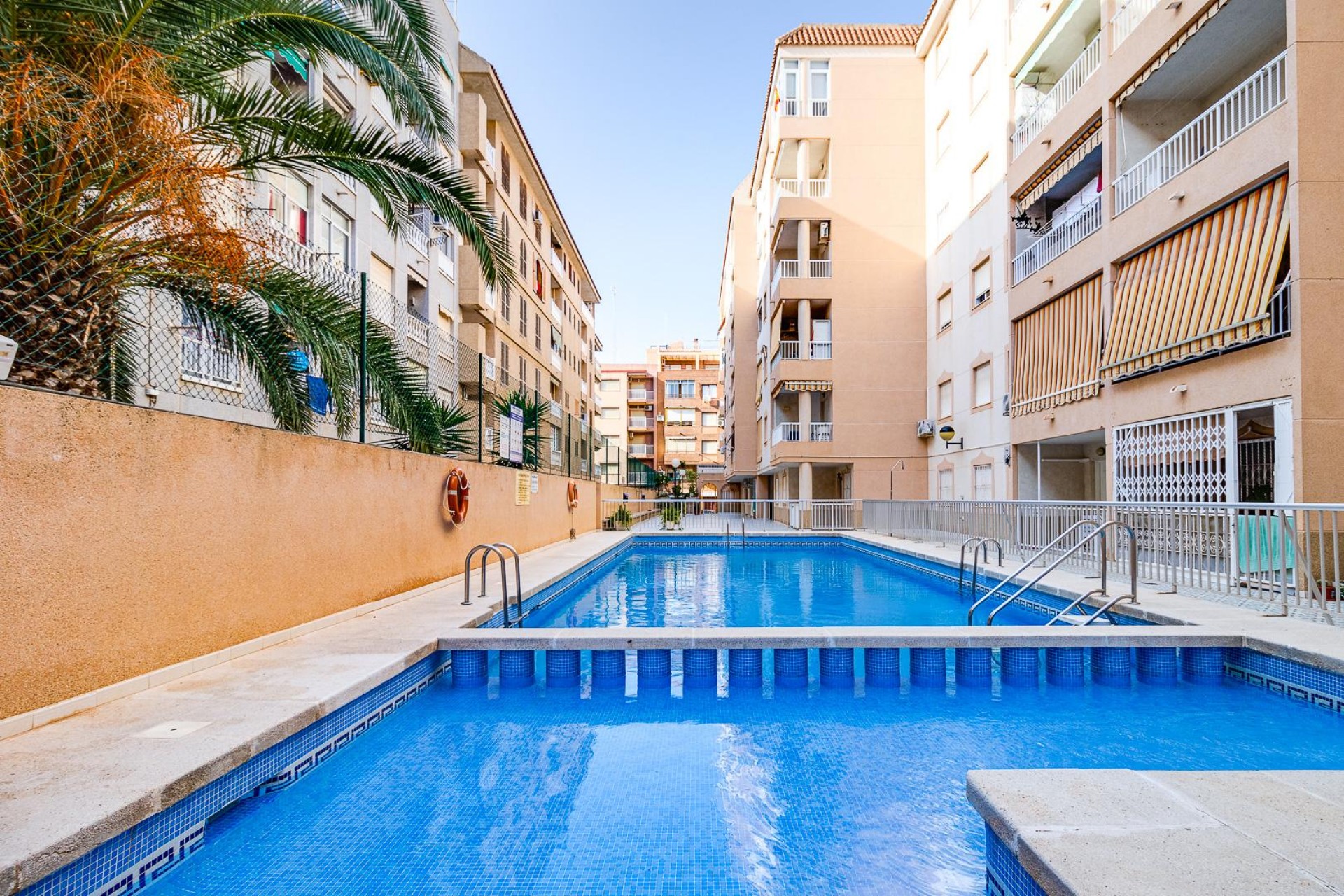 Resale - Apartment -
Torrevieja - Costa Blanca